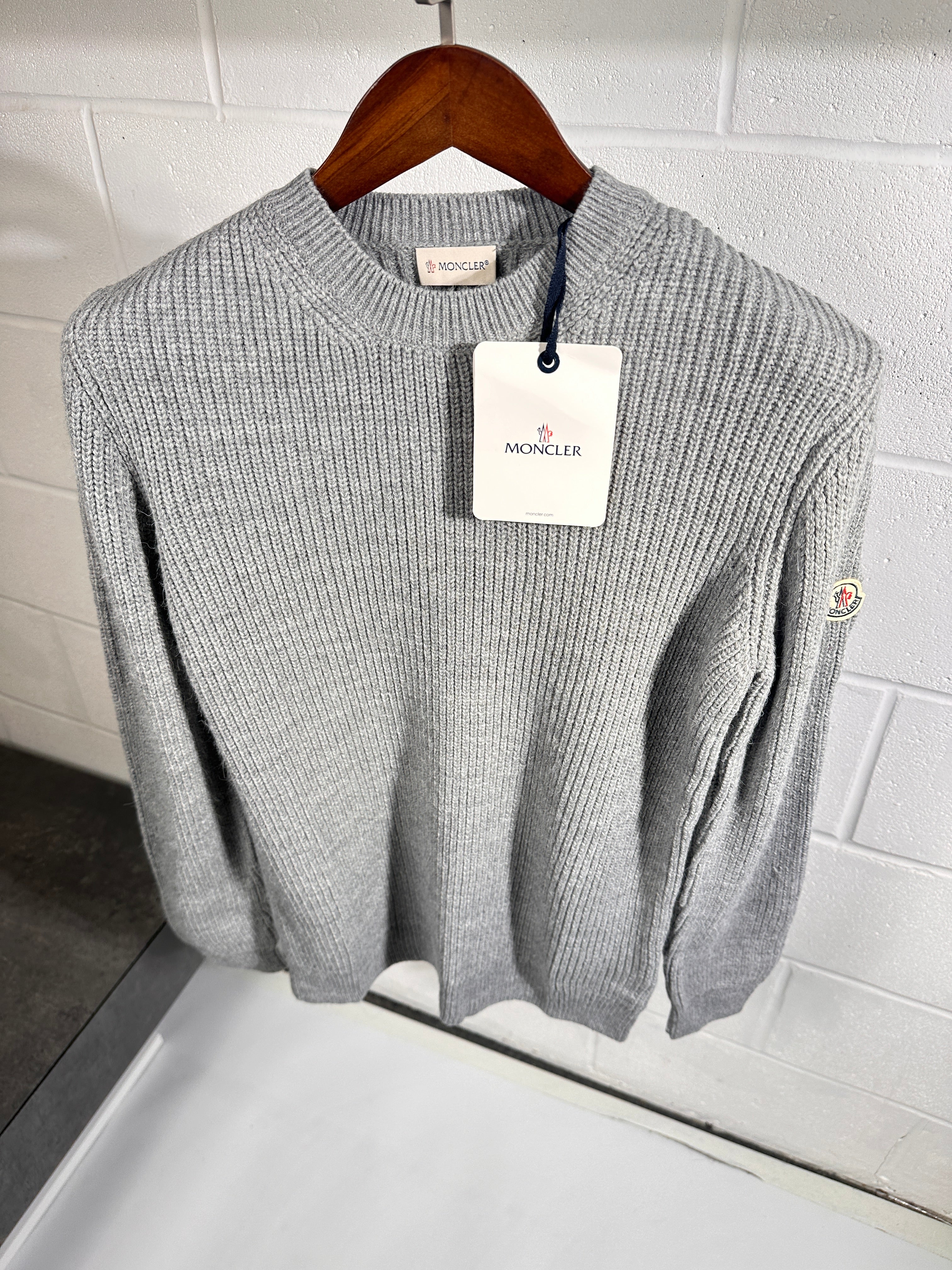 Moncler knitted sweatshirt grey