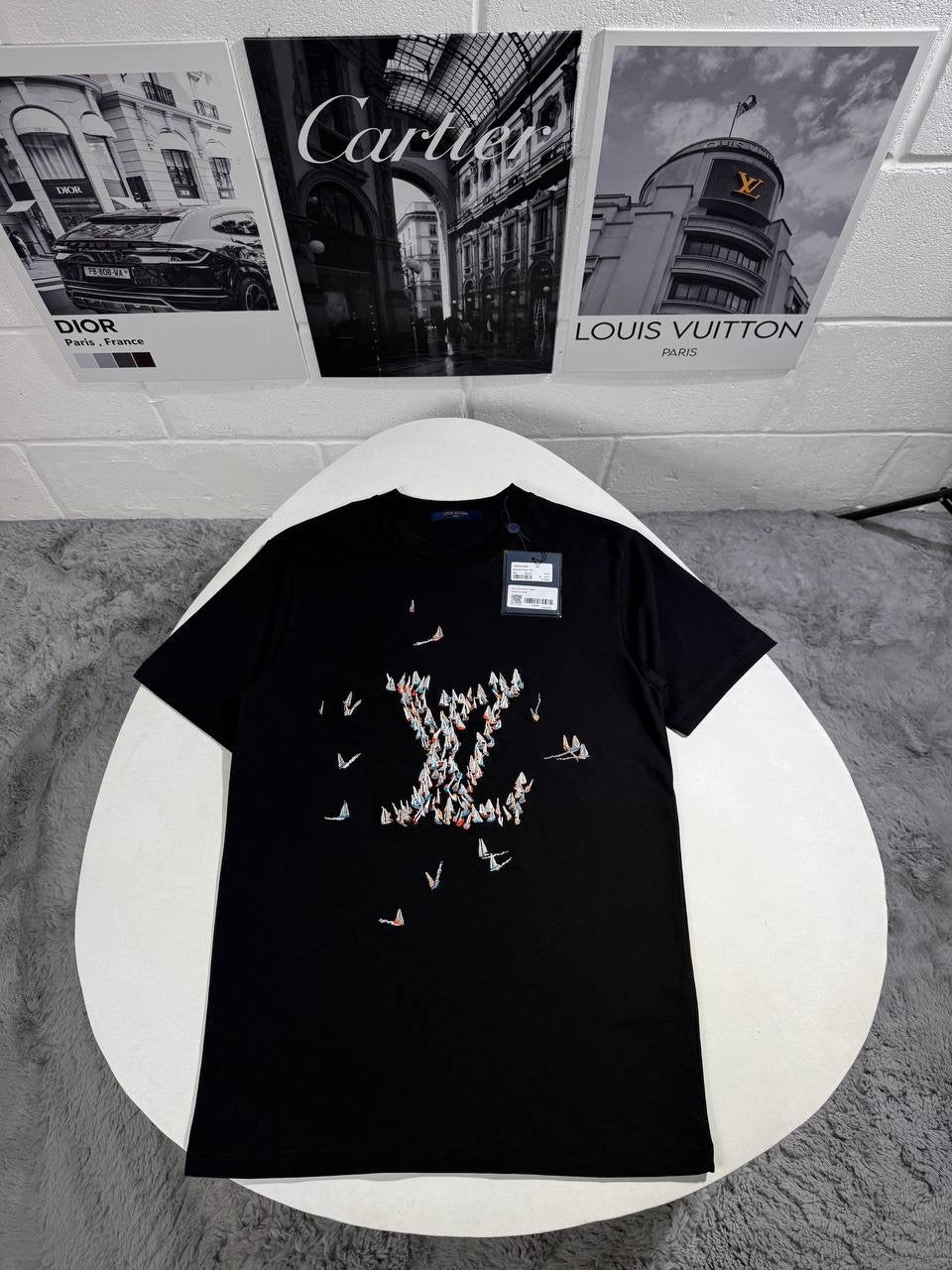 LVE EMBROIDERED T SHIRT