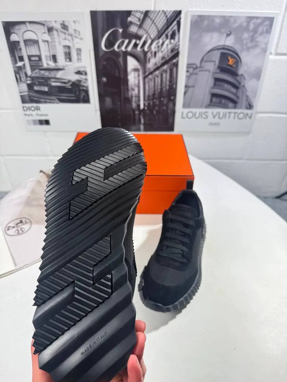 HRMS BOUNCE FULL BLACK by Stock supplier