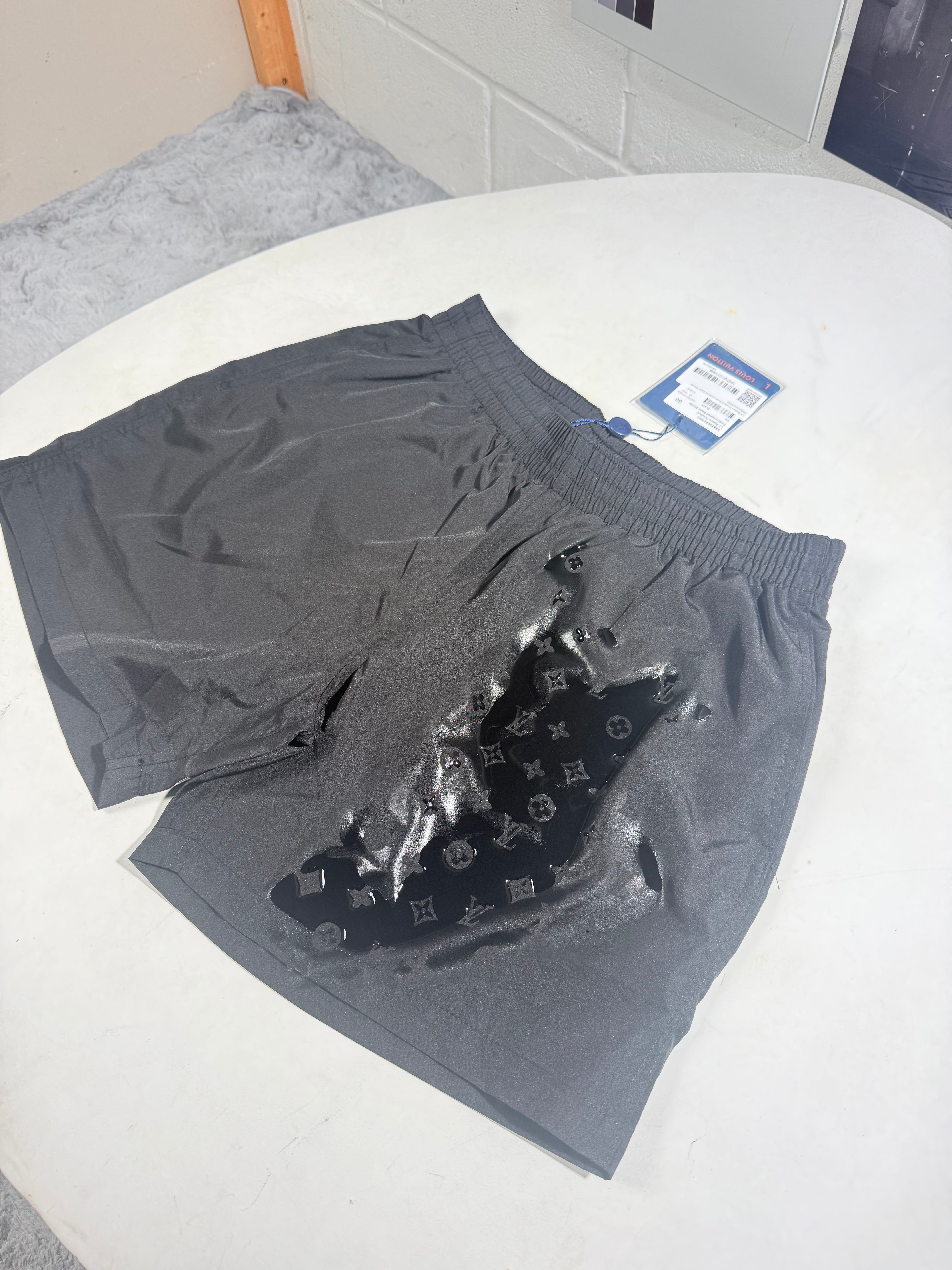 LVE WATER REACTIVE SHORTS