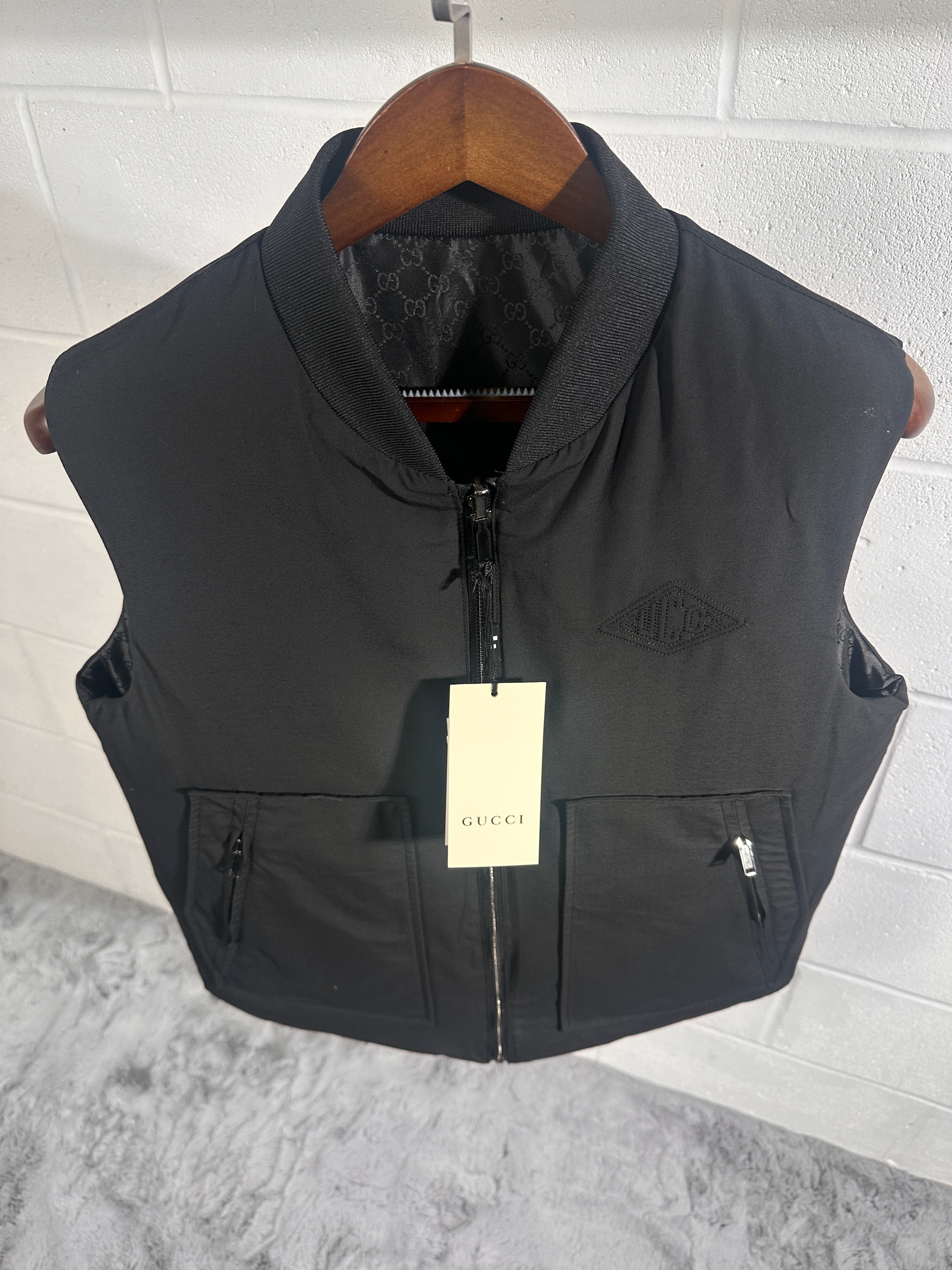 Gucci reversible body warmer black