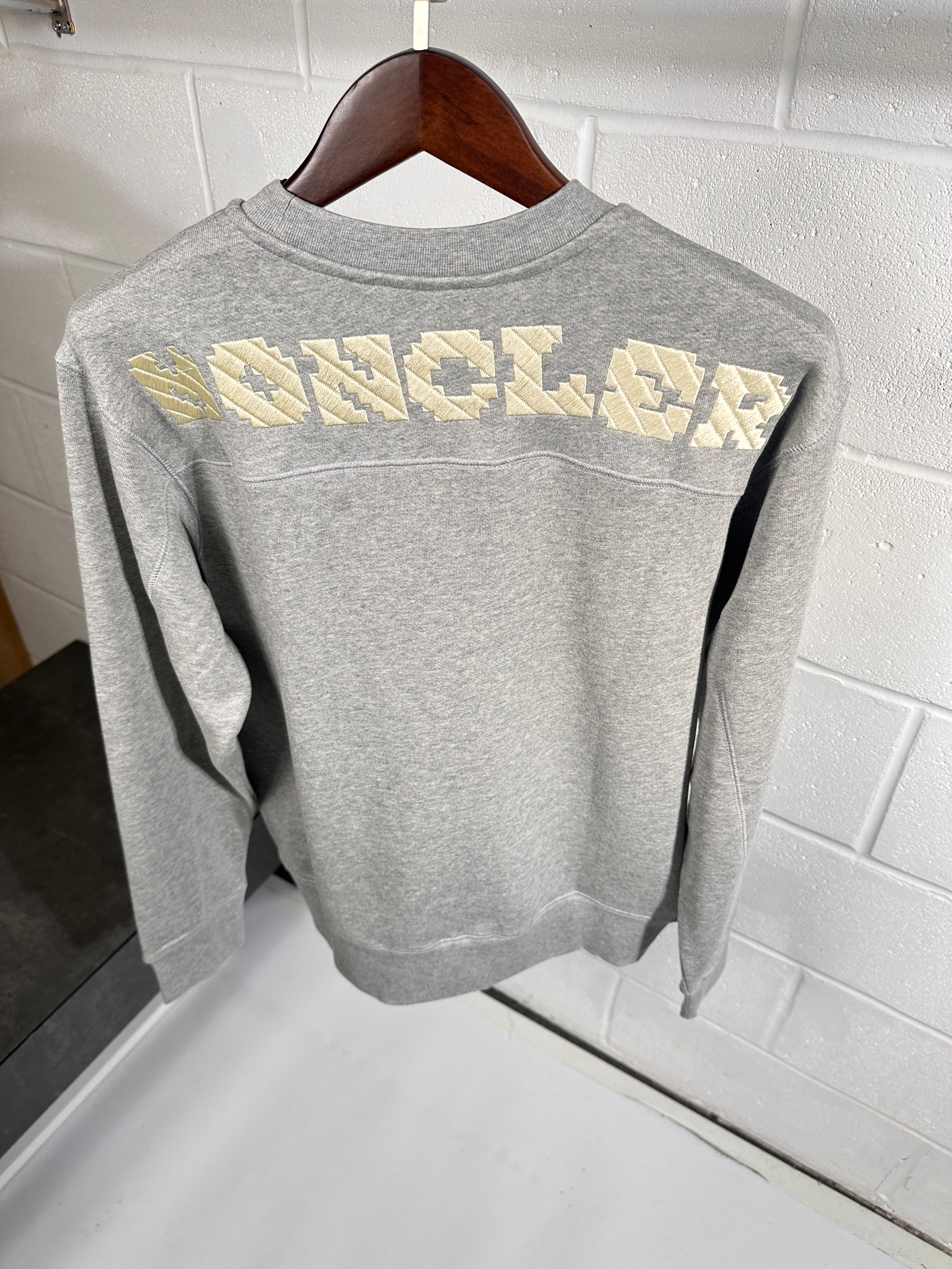 Moncler sweater grey