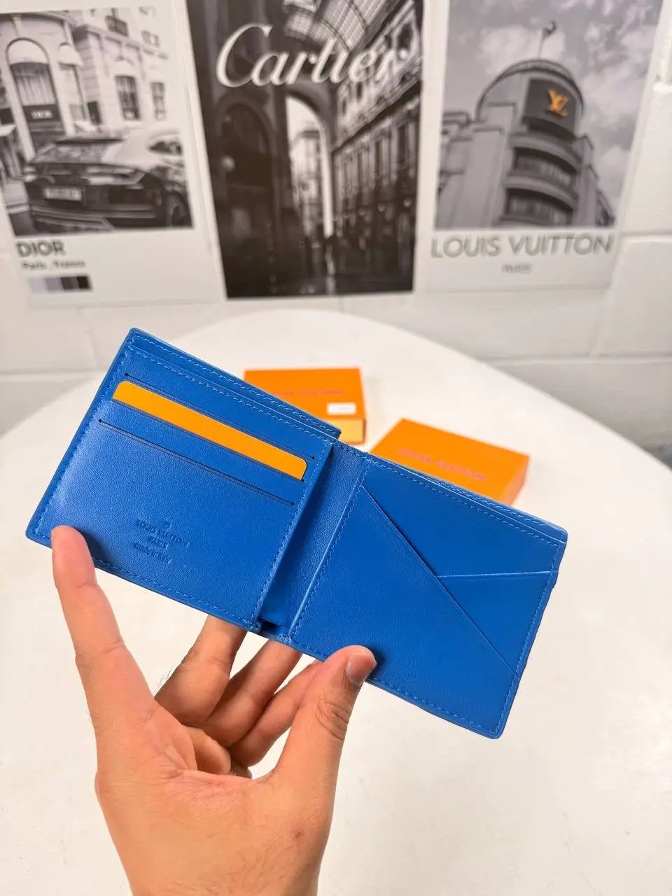 LVE WALLET MENS Stock supplier