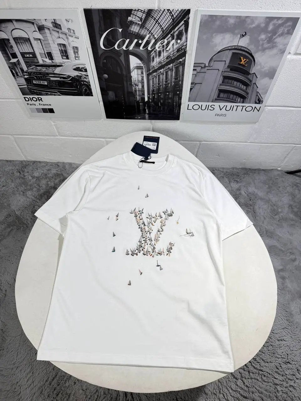 LVE TSHIRT WHITE by Stock supplier