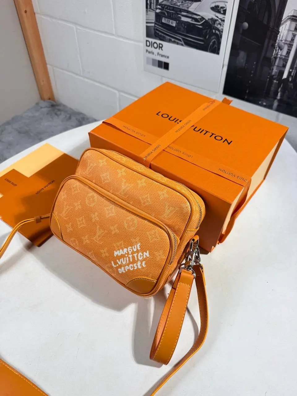 LVE YELLOW MESSENGER BAG