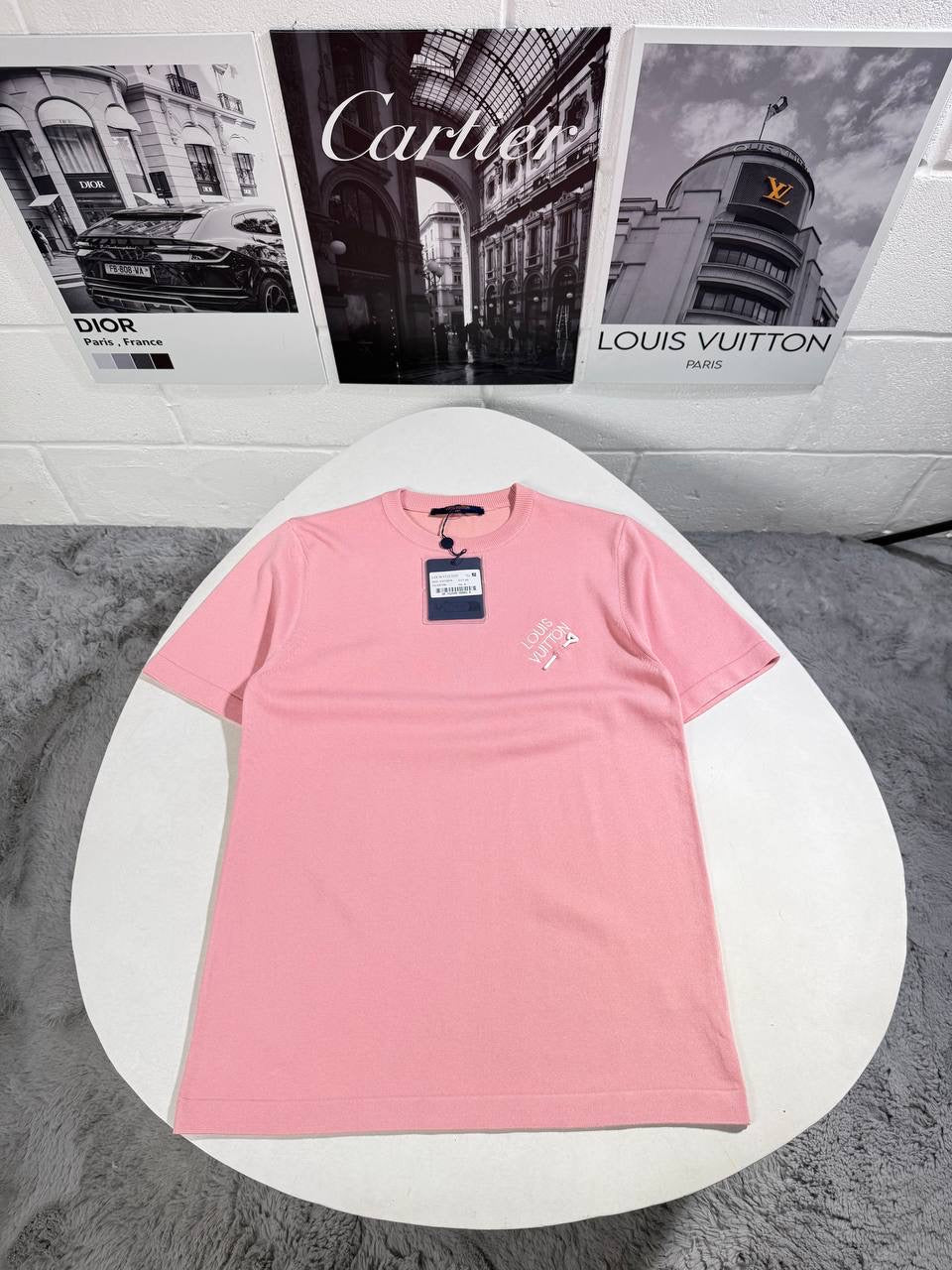 LVE SIGNATURE CREWNECK TEE