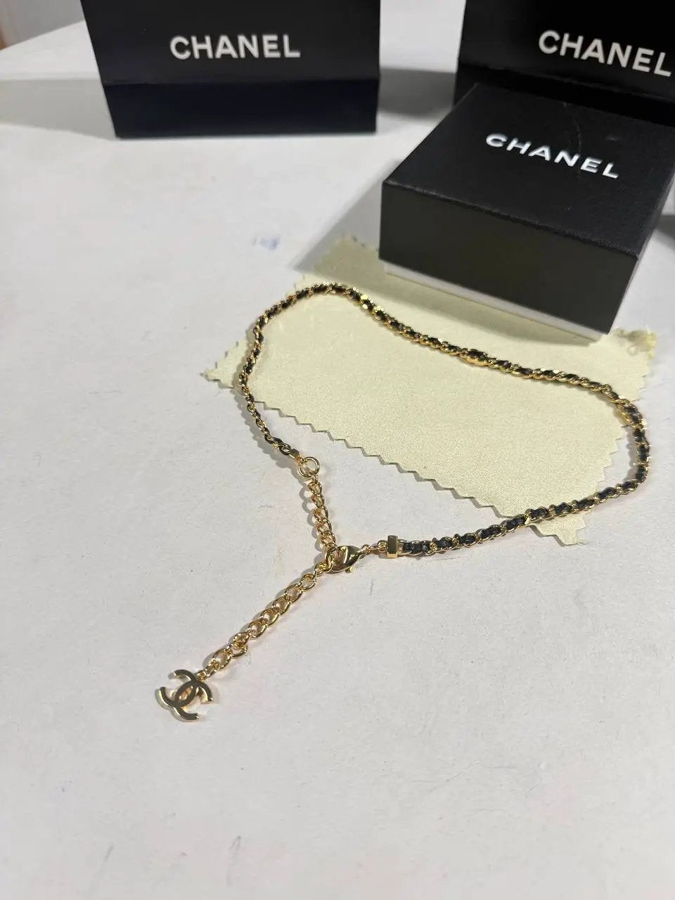 CHNL LOGO NECKLACE by Stock supplier