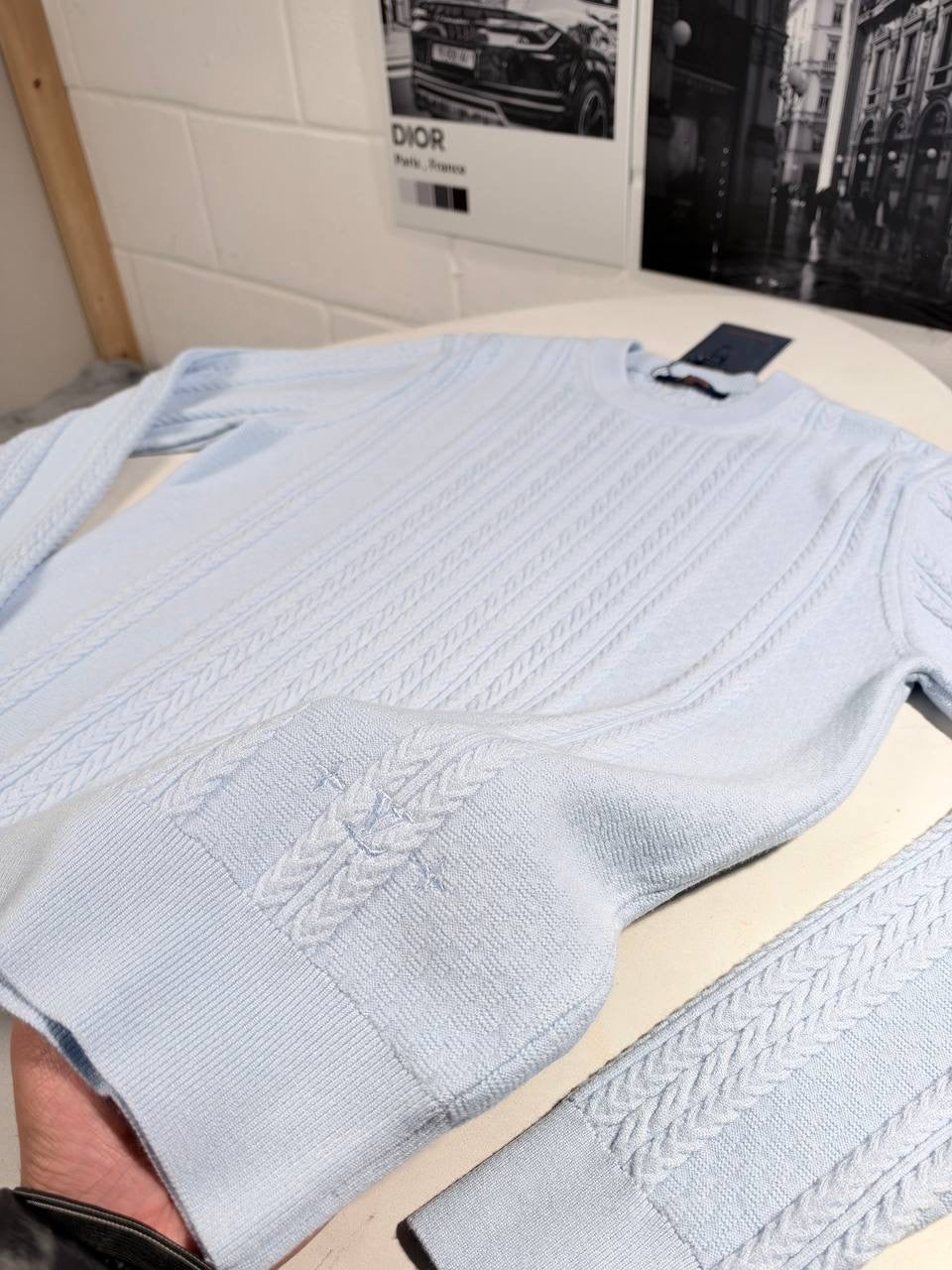 LVE KNITTED SWEATER
