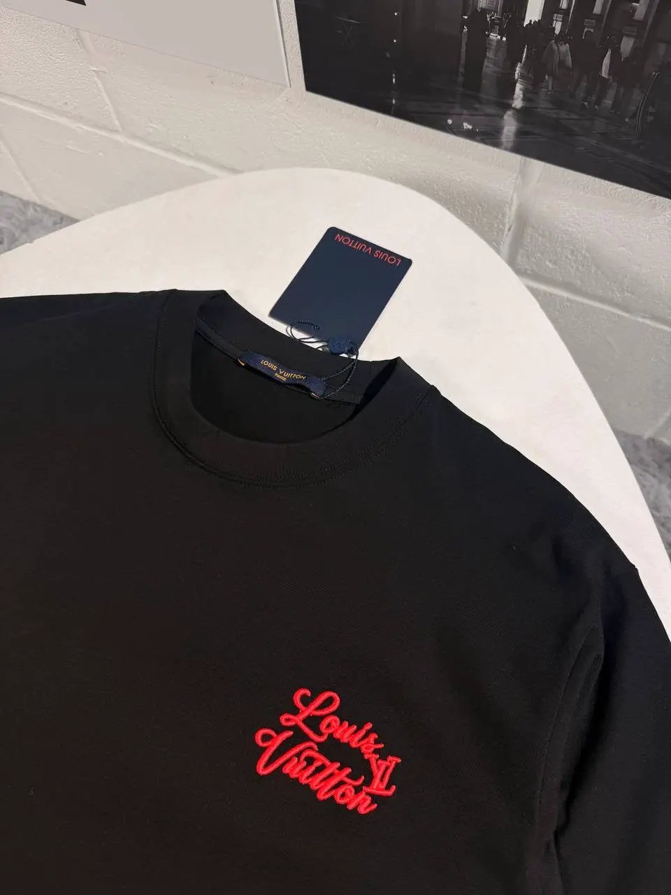 LVE RED LOGO TSHIRT Stock supplier