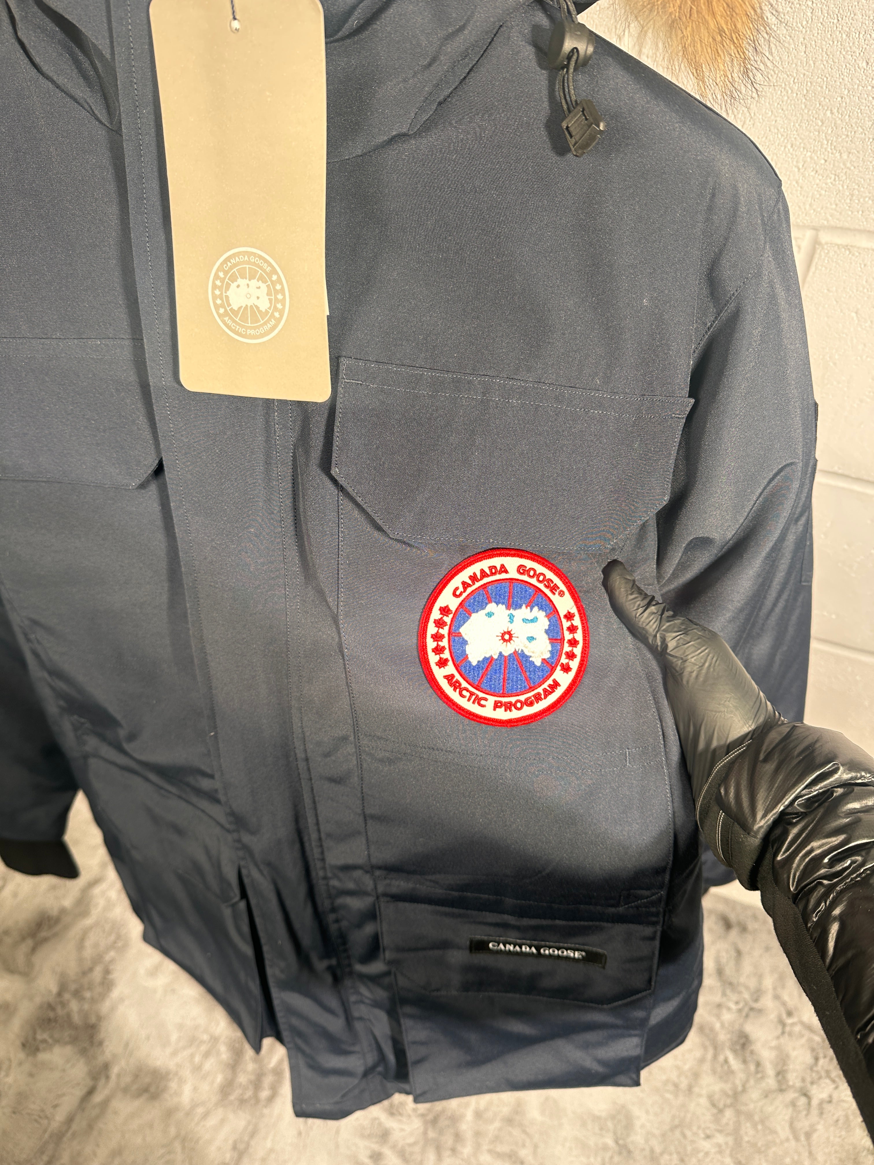 Canada expedition parka navy