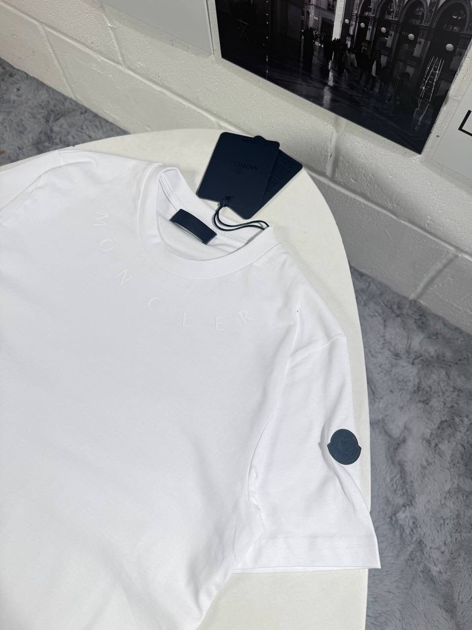 MNCLR NECK LOGO TSHIRT