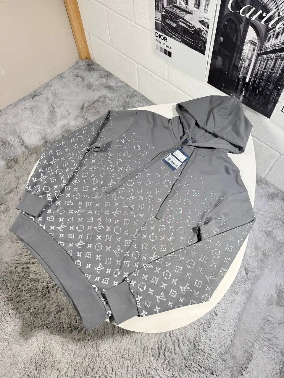 LVE MONOGRAM HOODIE by Stock supplier