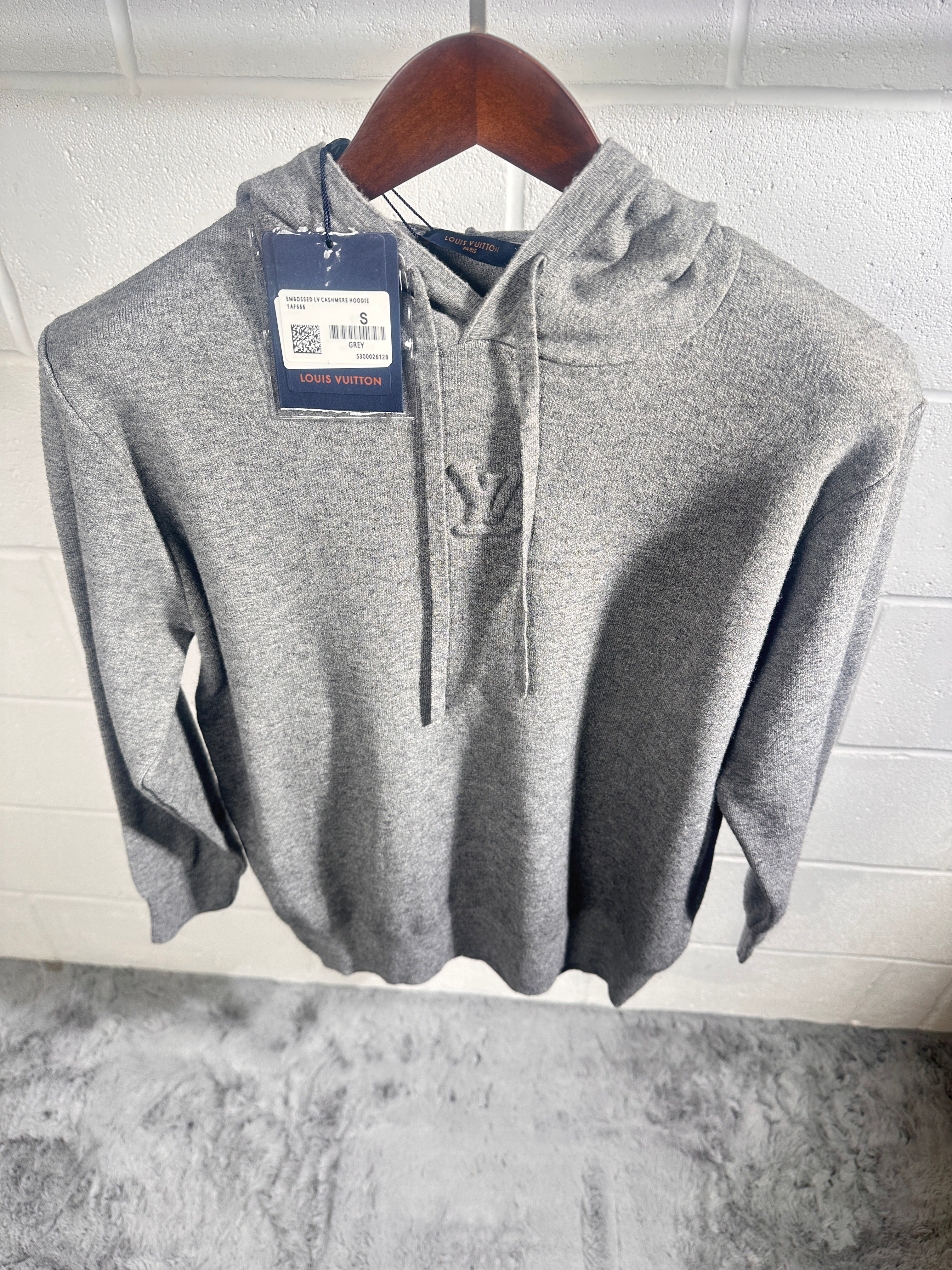 Lv knitted hoodie grey