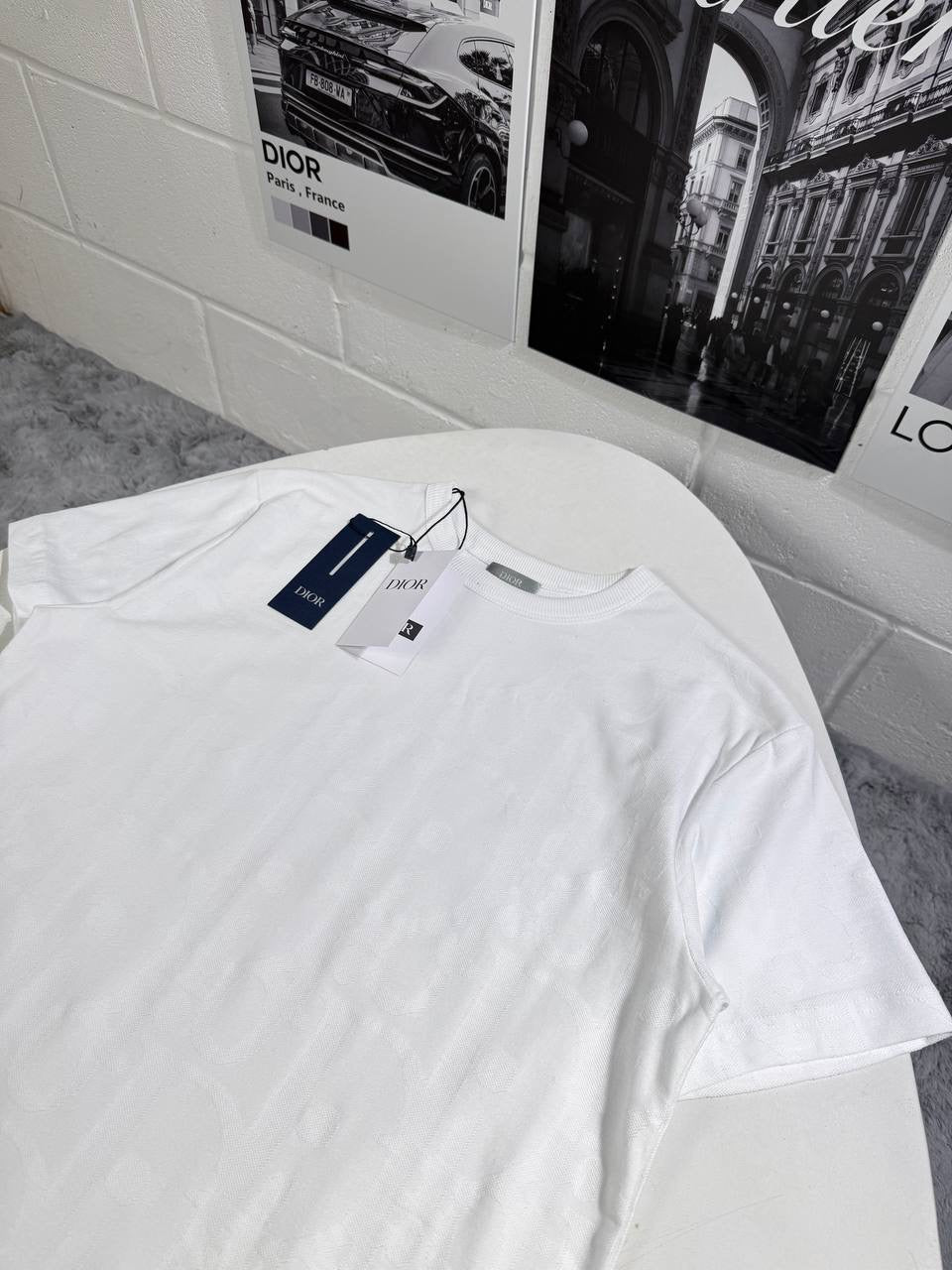 IOR EMBROIDERED T SHIRT