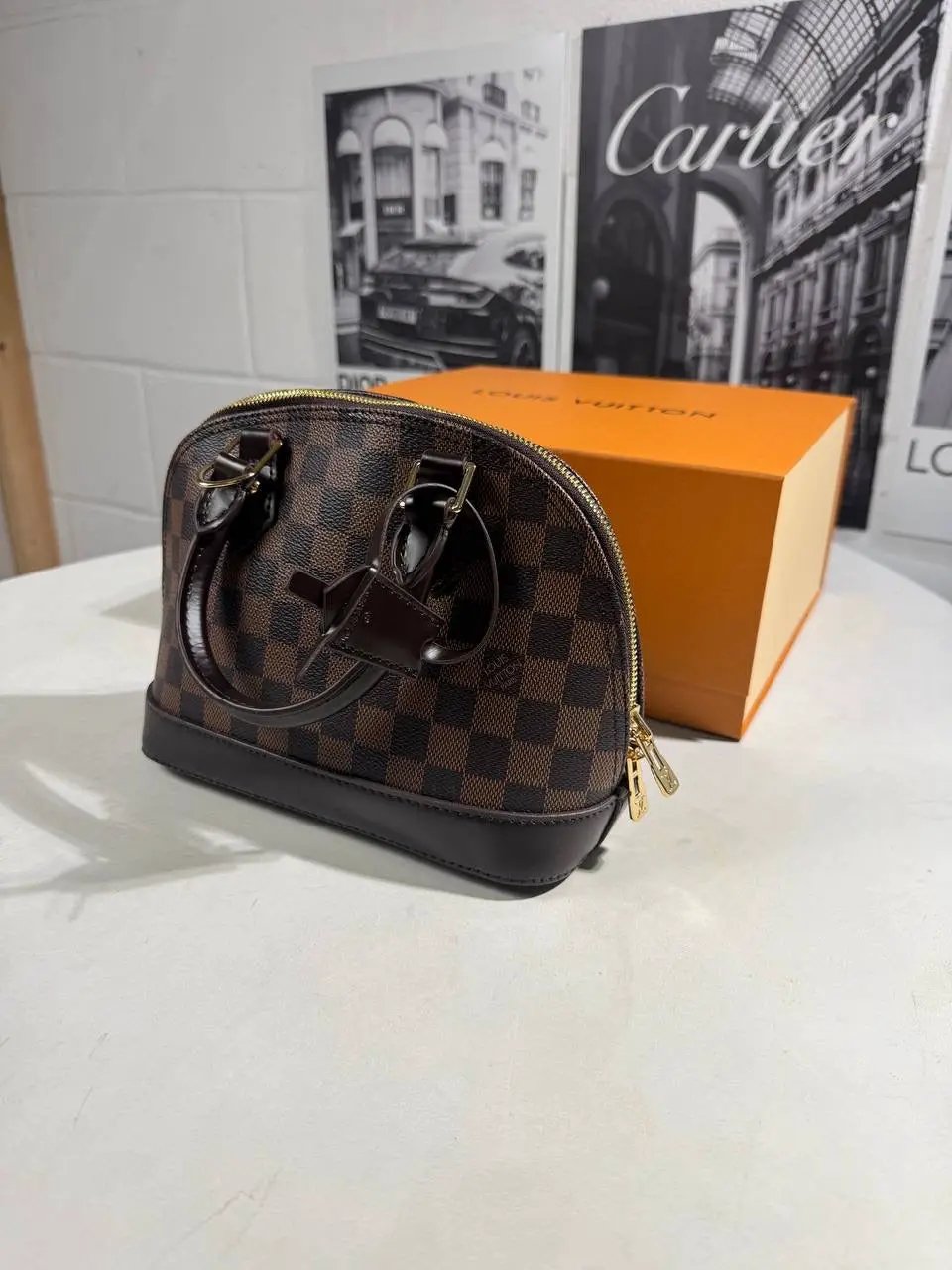 LVE ALMA BB BAG by Stock supplier