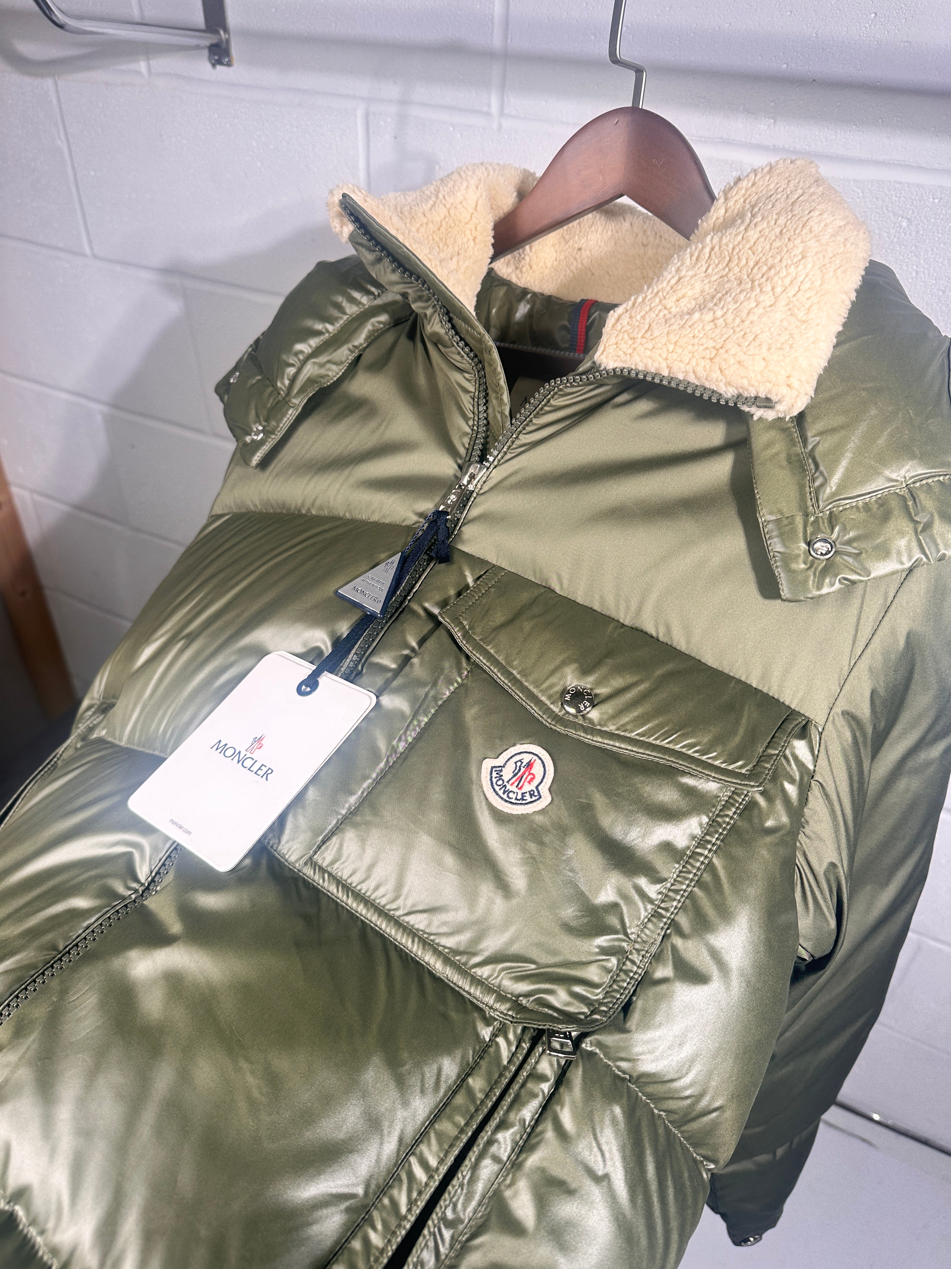 Moncler Bayuda Down Jacket