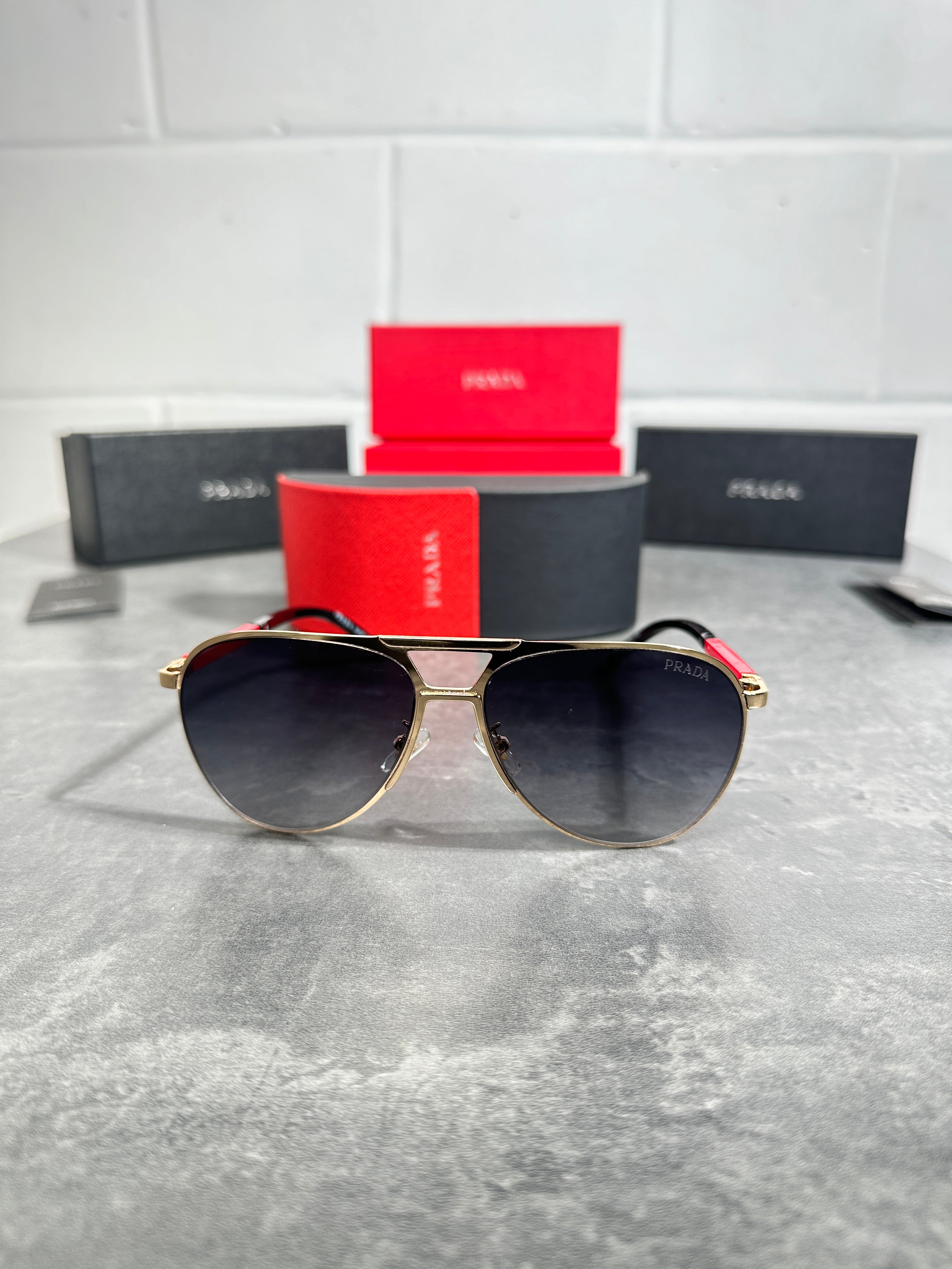 Prada - glasses gold