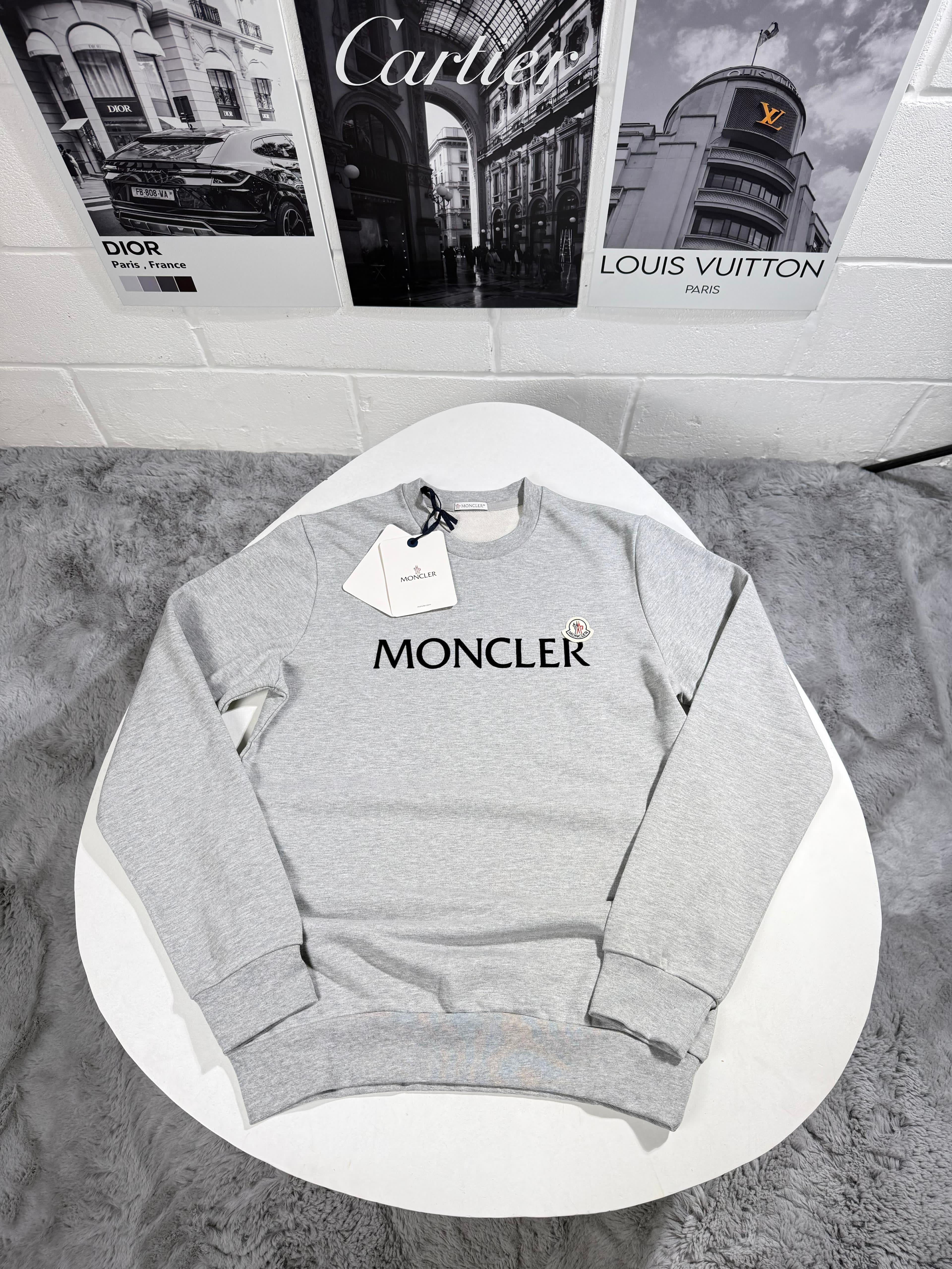 MNCLR LOGO SWEATER