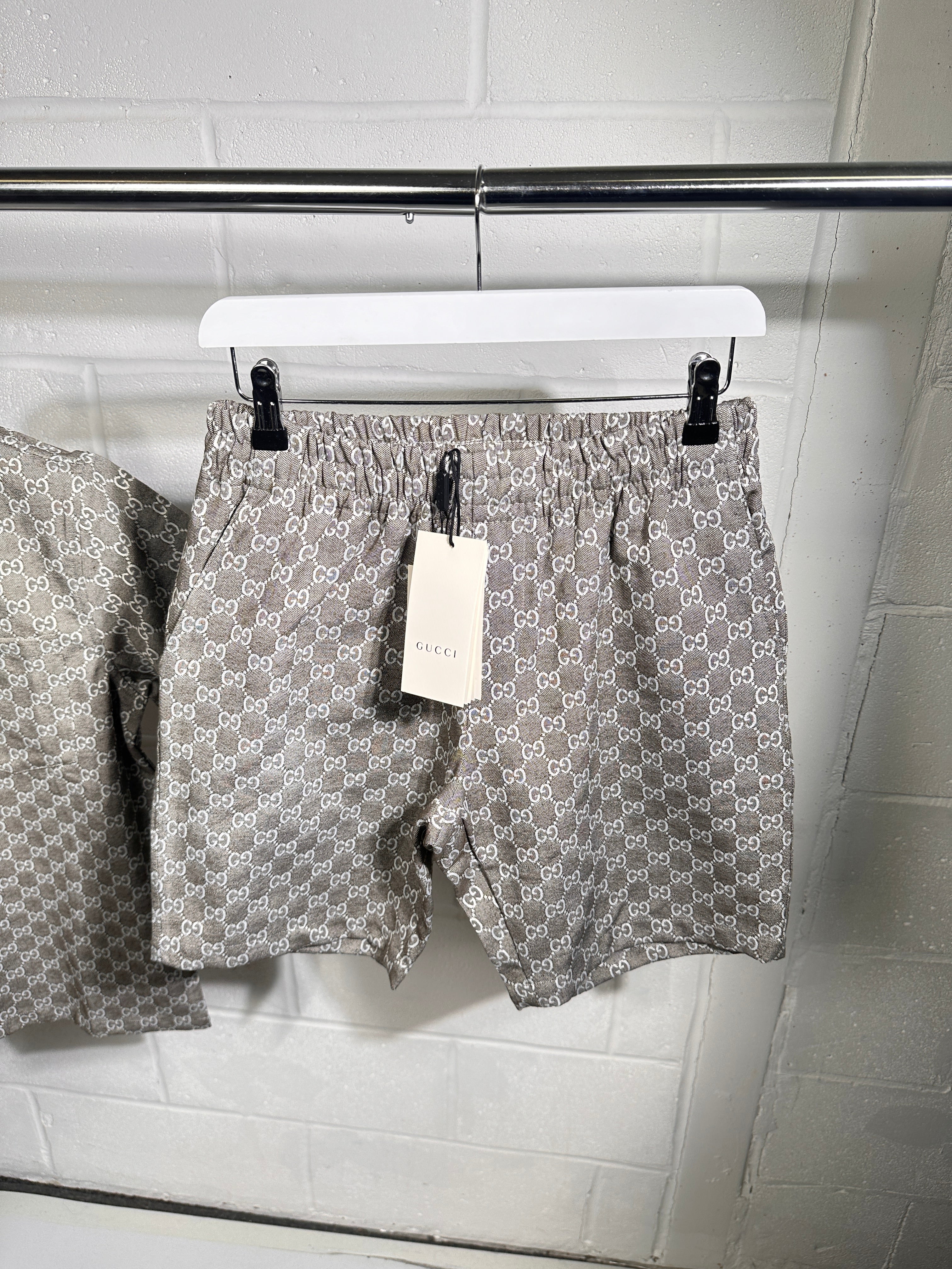 Gucci set grey