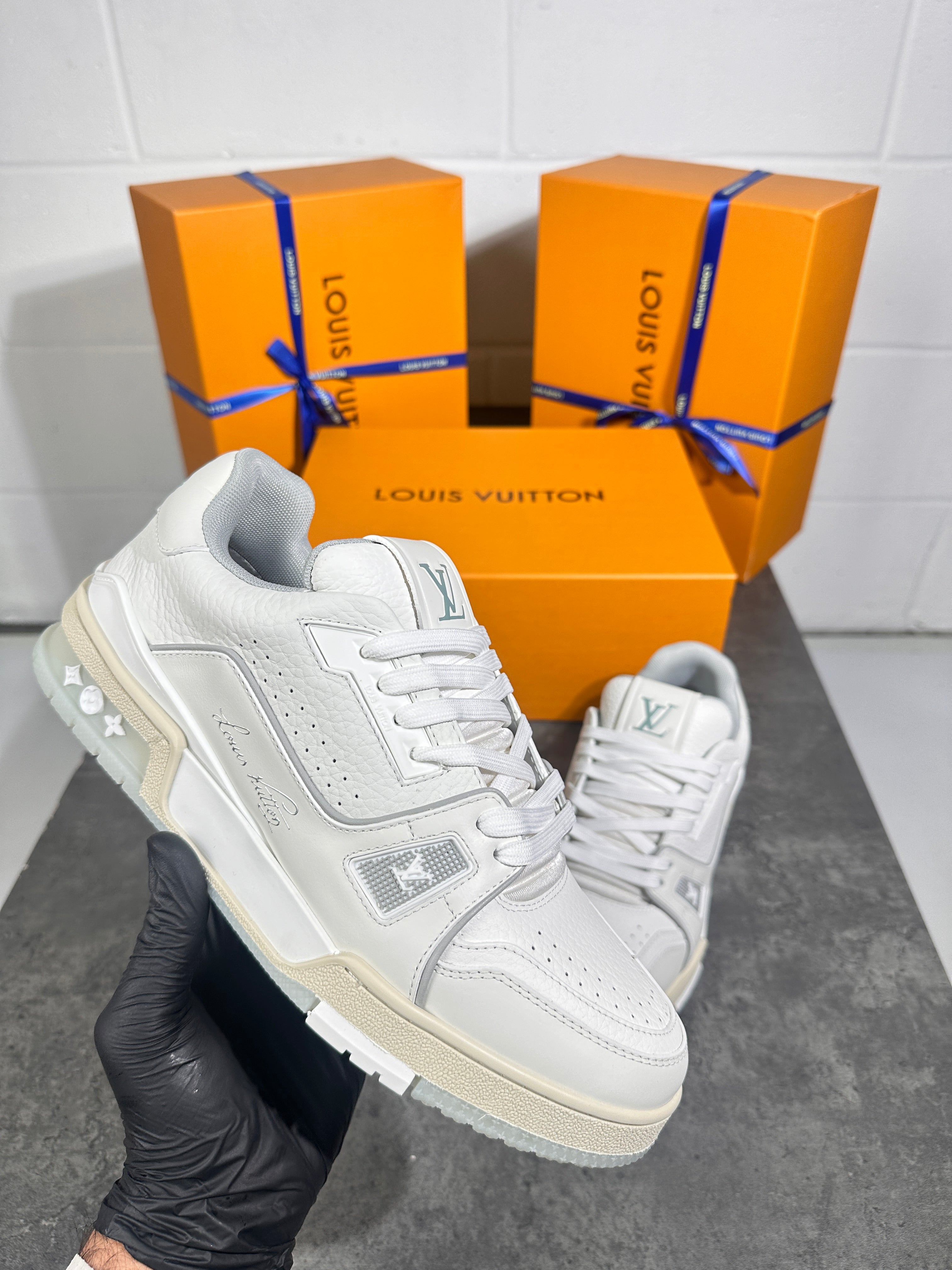 Lv full white trainers