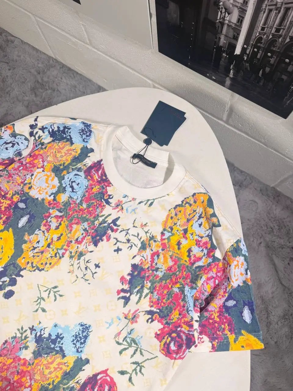 LVE FLOWER TSHIRT Stock supplier