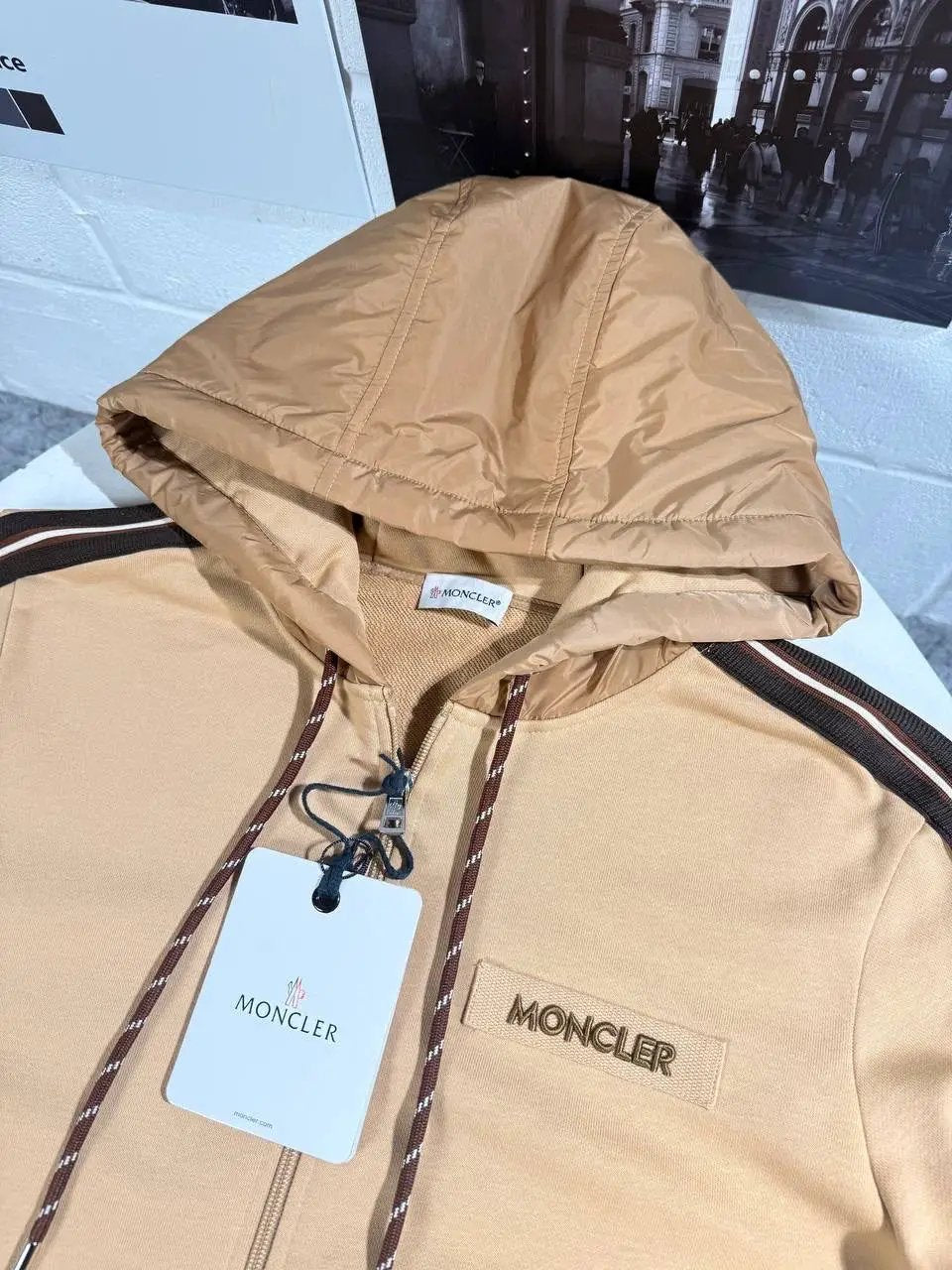MNCLR STRIPPED HOODIE by Stock supplier