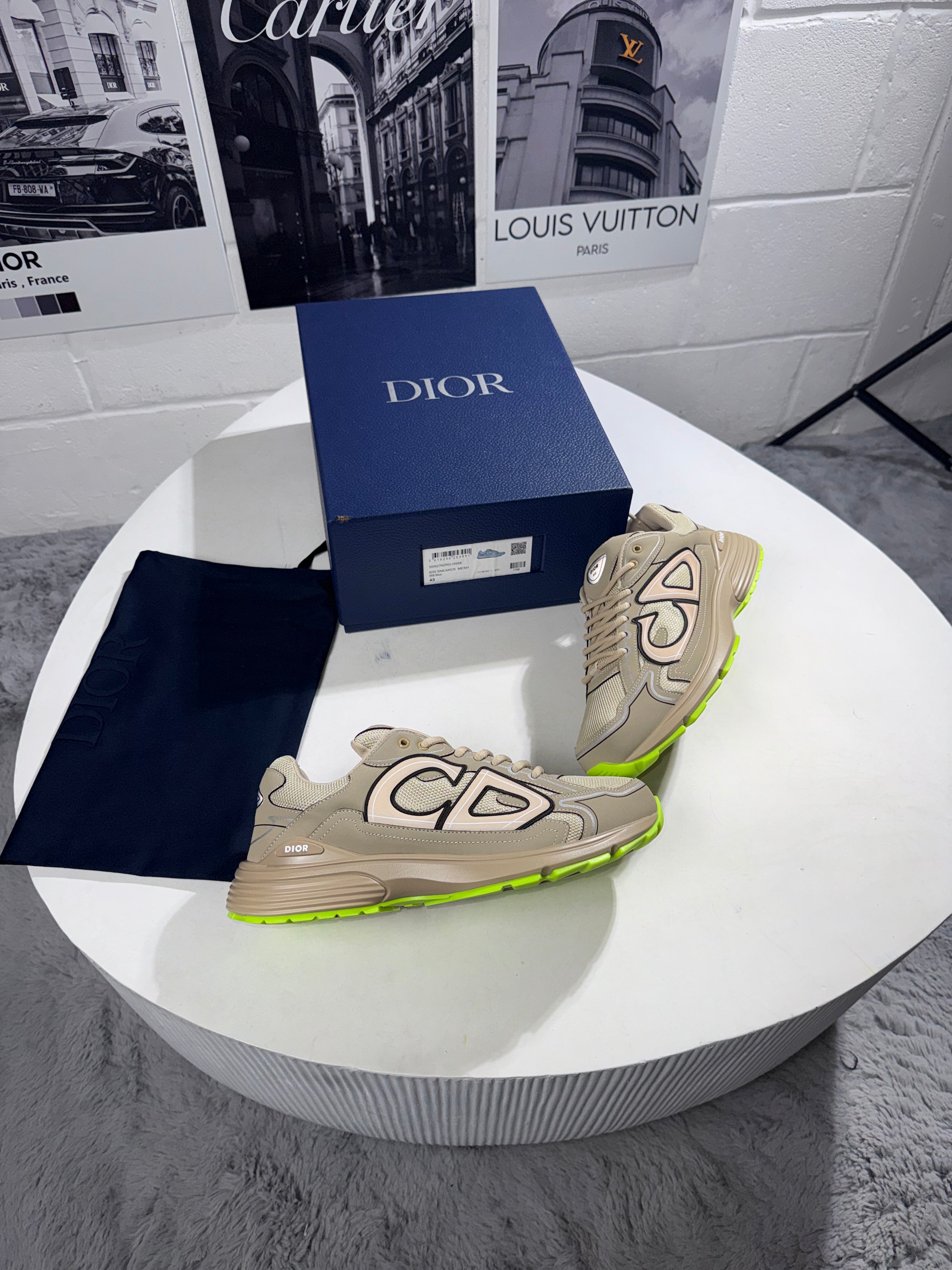 IOR B30 BEIGE & NEON