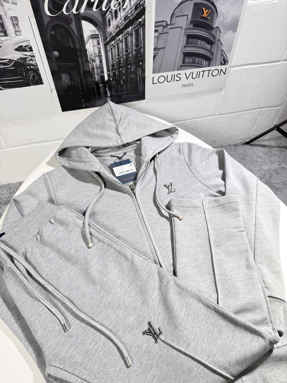 LVE TRACKSUIT GREY