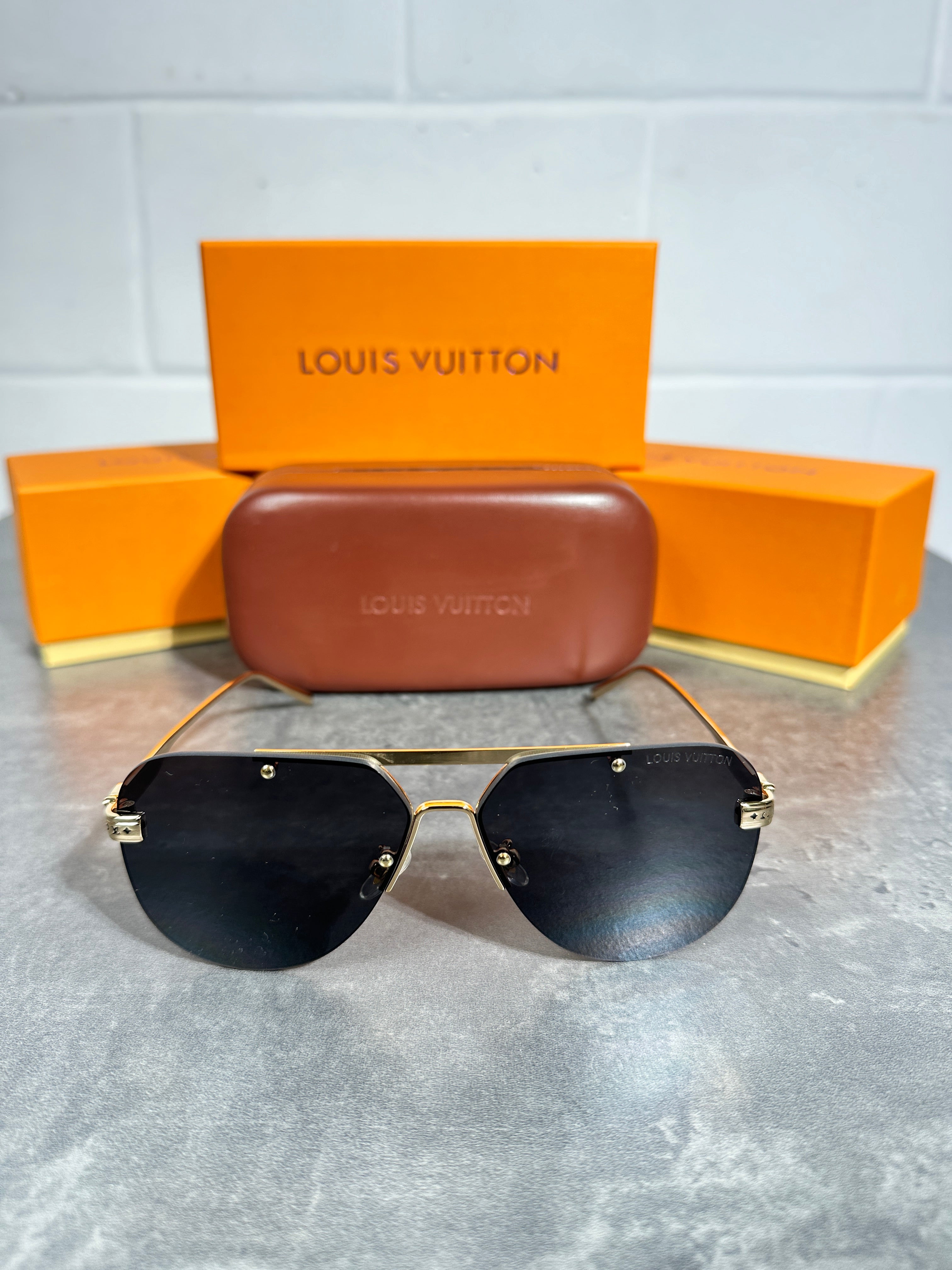 Lv Glases black