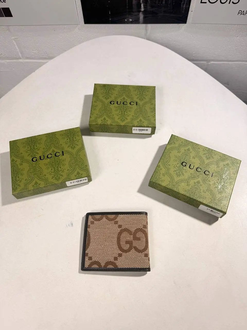 UCCI WALLET MENS Stock supplier