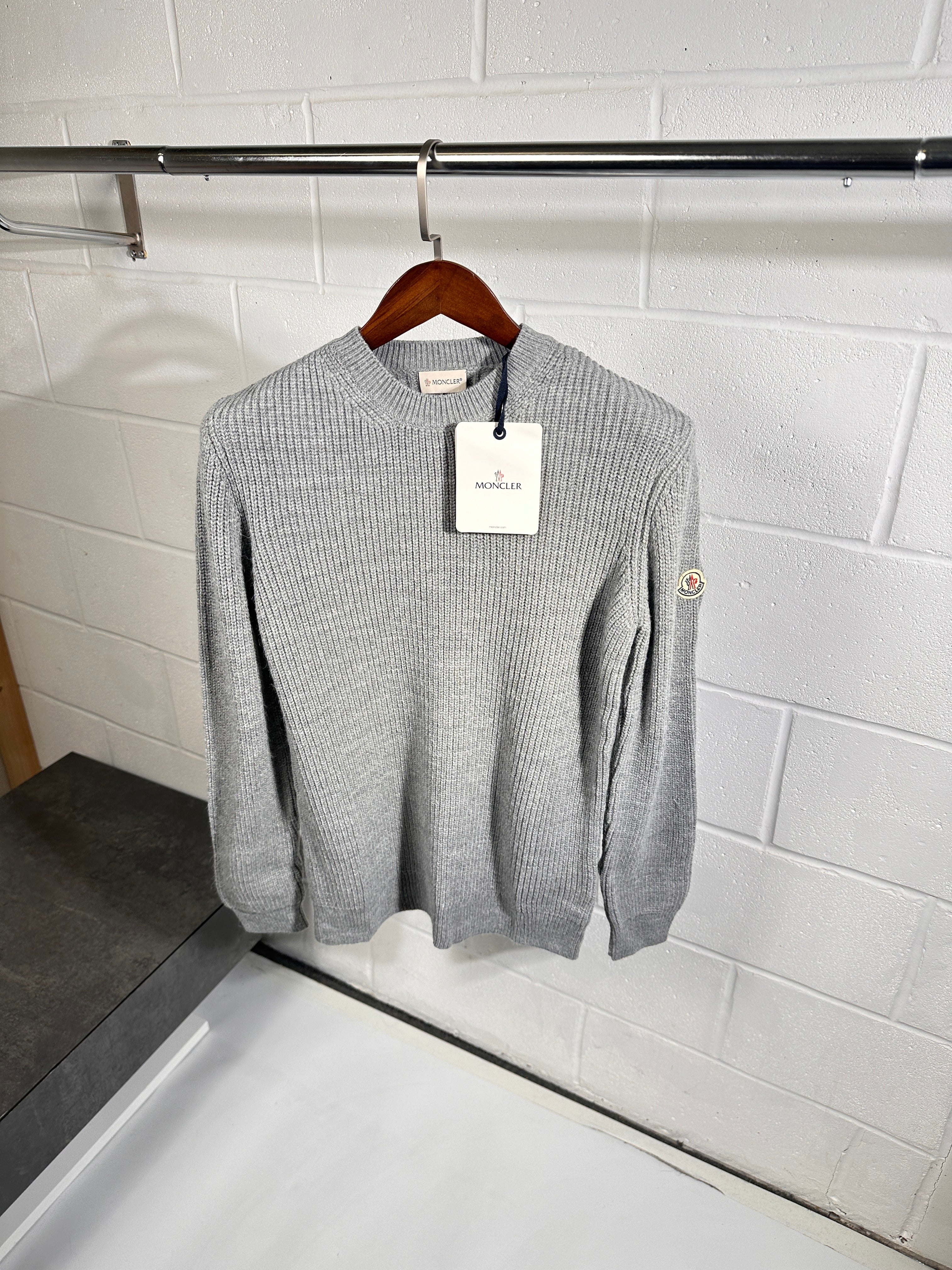 Moncler knitted sweatshirt grey