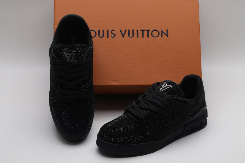 LVE BLACK TRAINERS (pre-order)