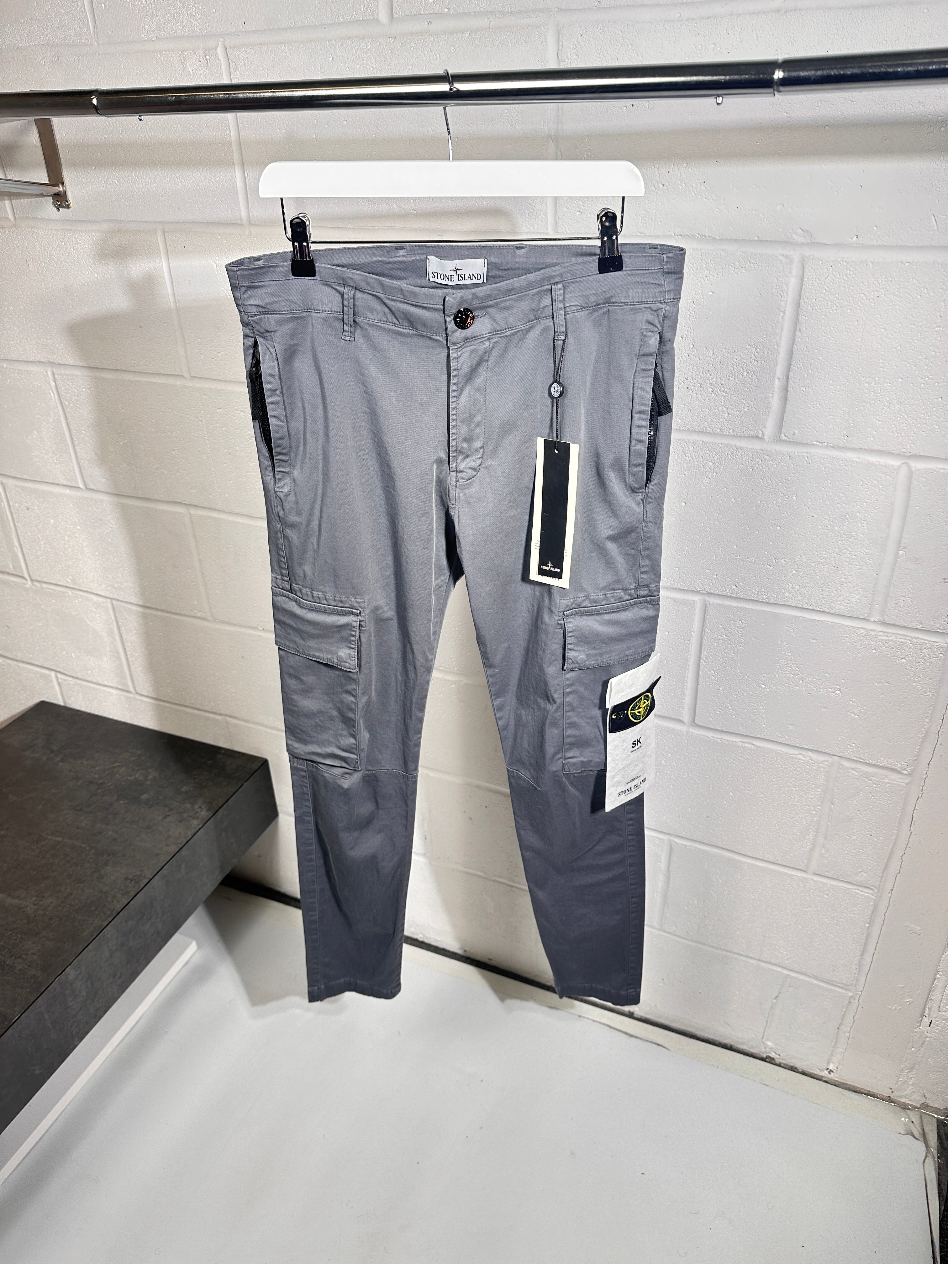 SI cargo pants grey