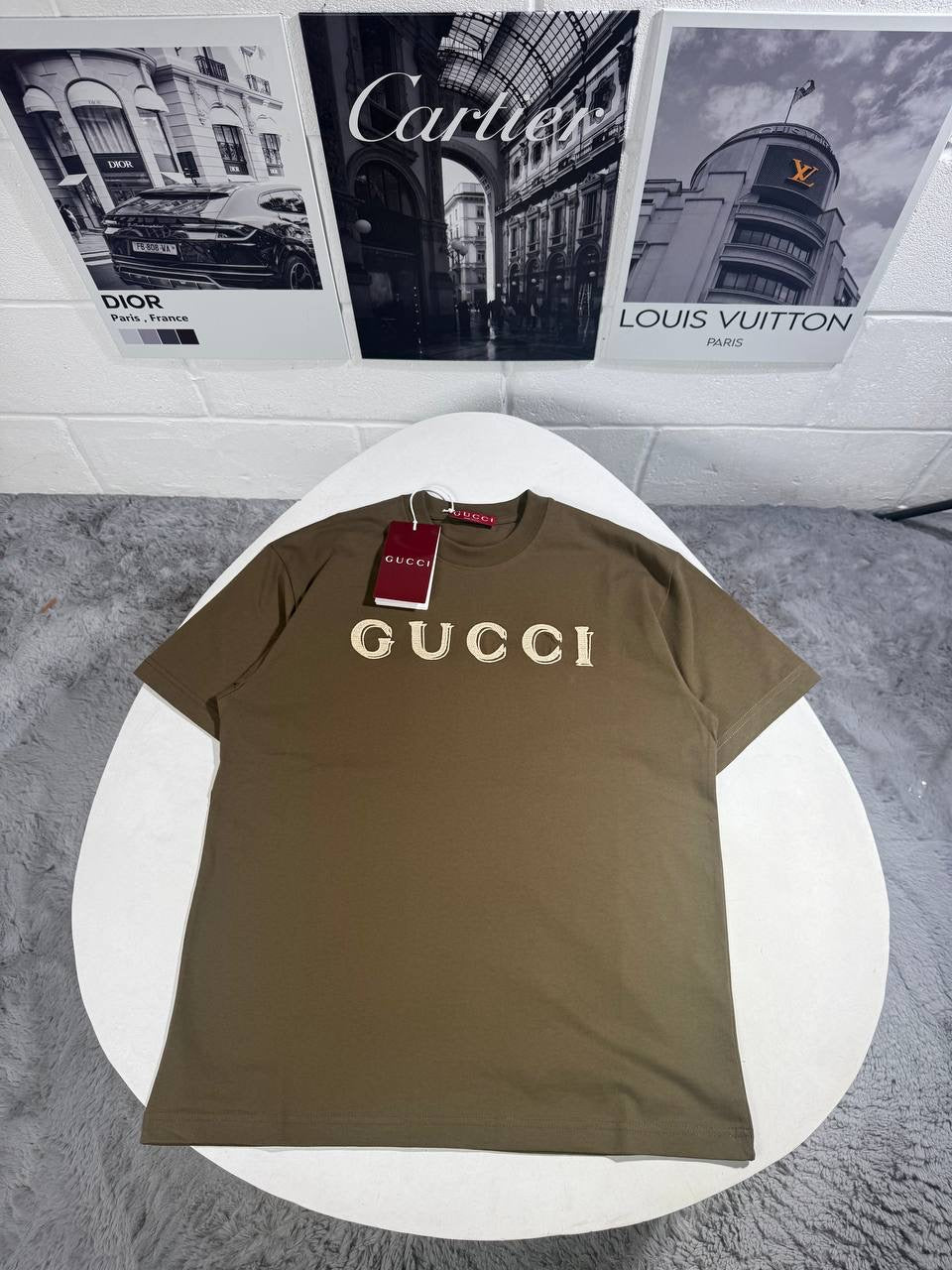 UCCI EMBROIDERY TSHIRT