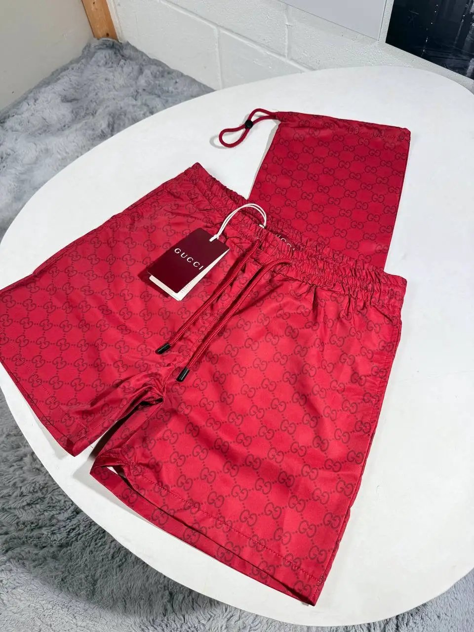 UCCI SHORTS RED Stock supplier