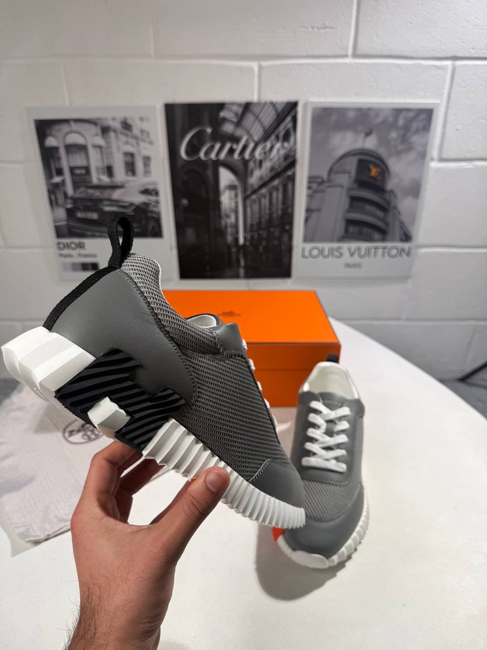 HRMS BOUNCE TRAINERS