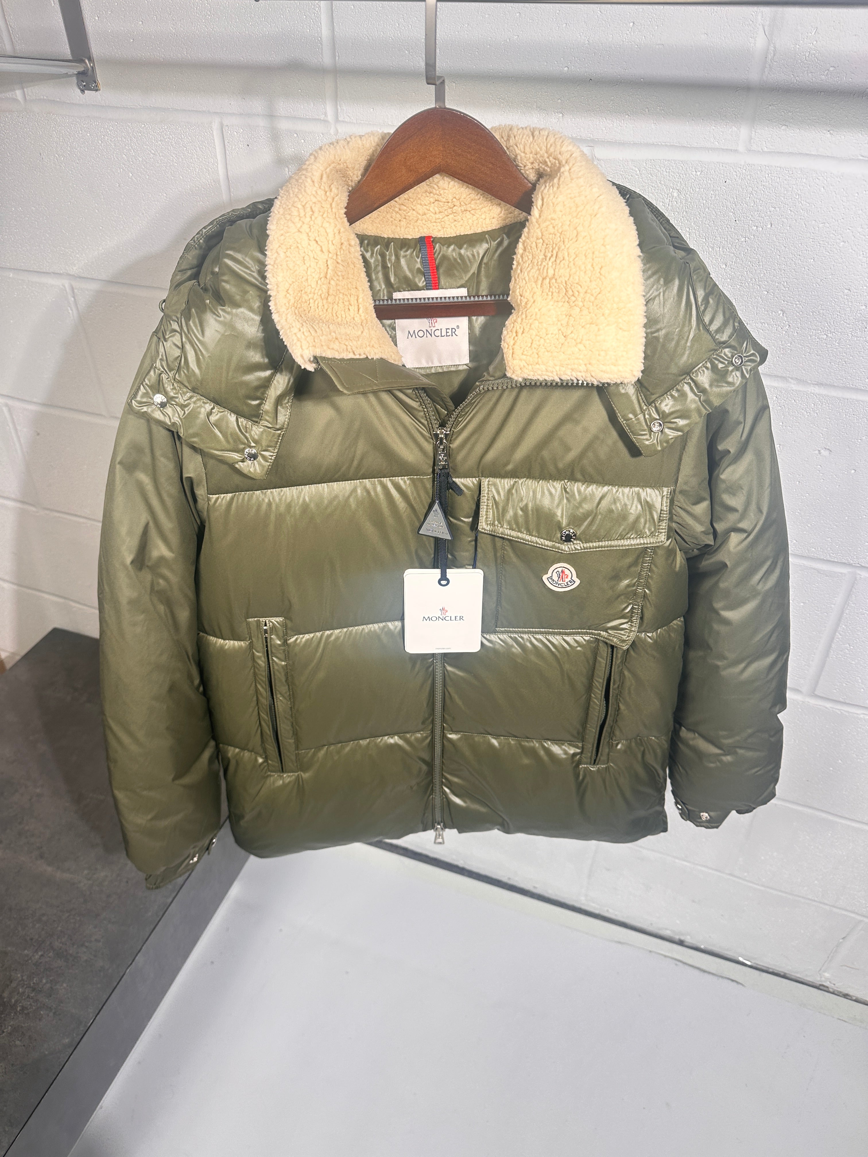 Moncler Bayuda Down Jacket