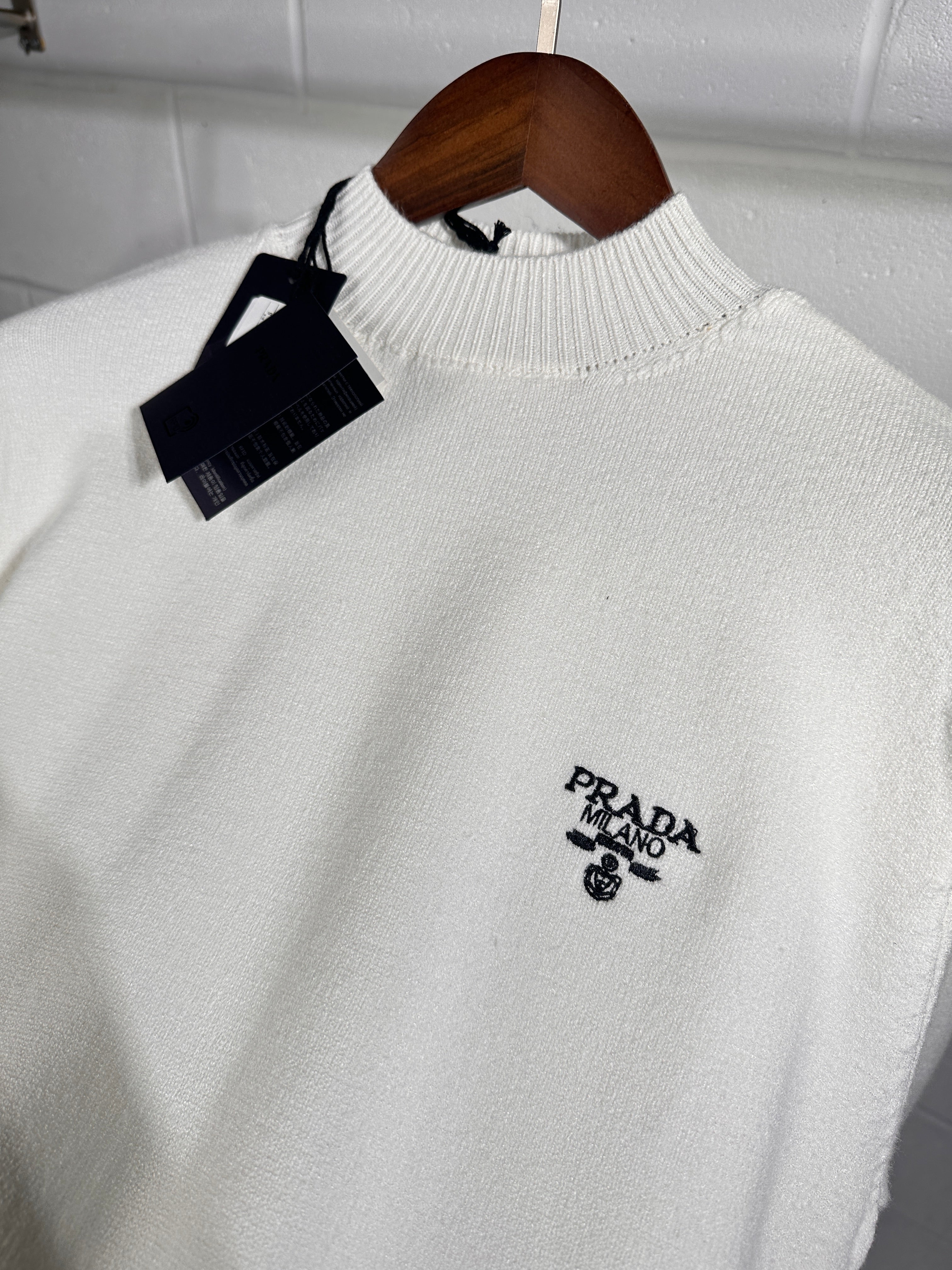 Prada small logo knitted sweater white