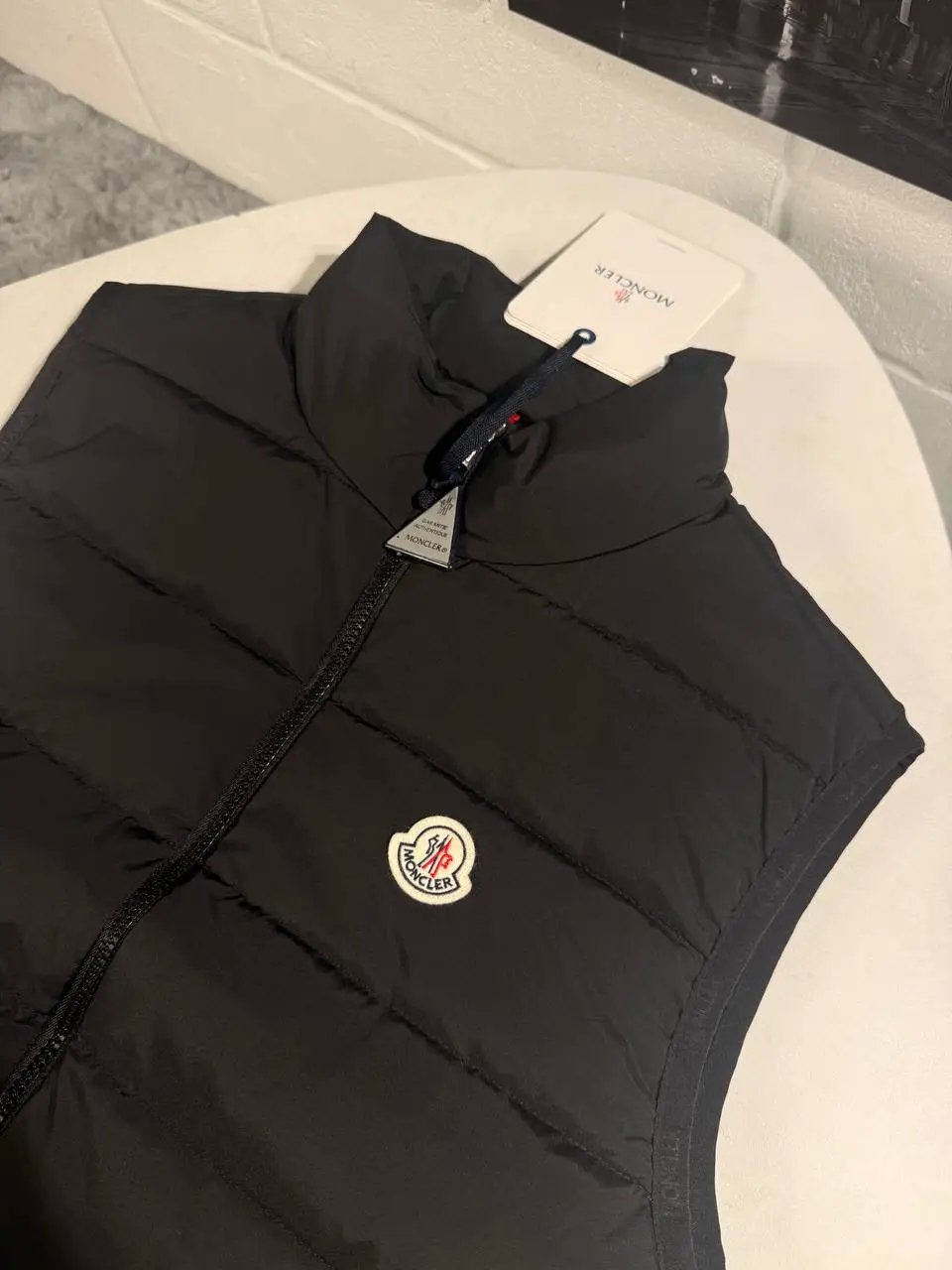 MNCLR ALCIBIA DOWN GILLET by Stock supplier