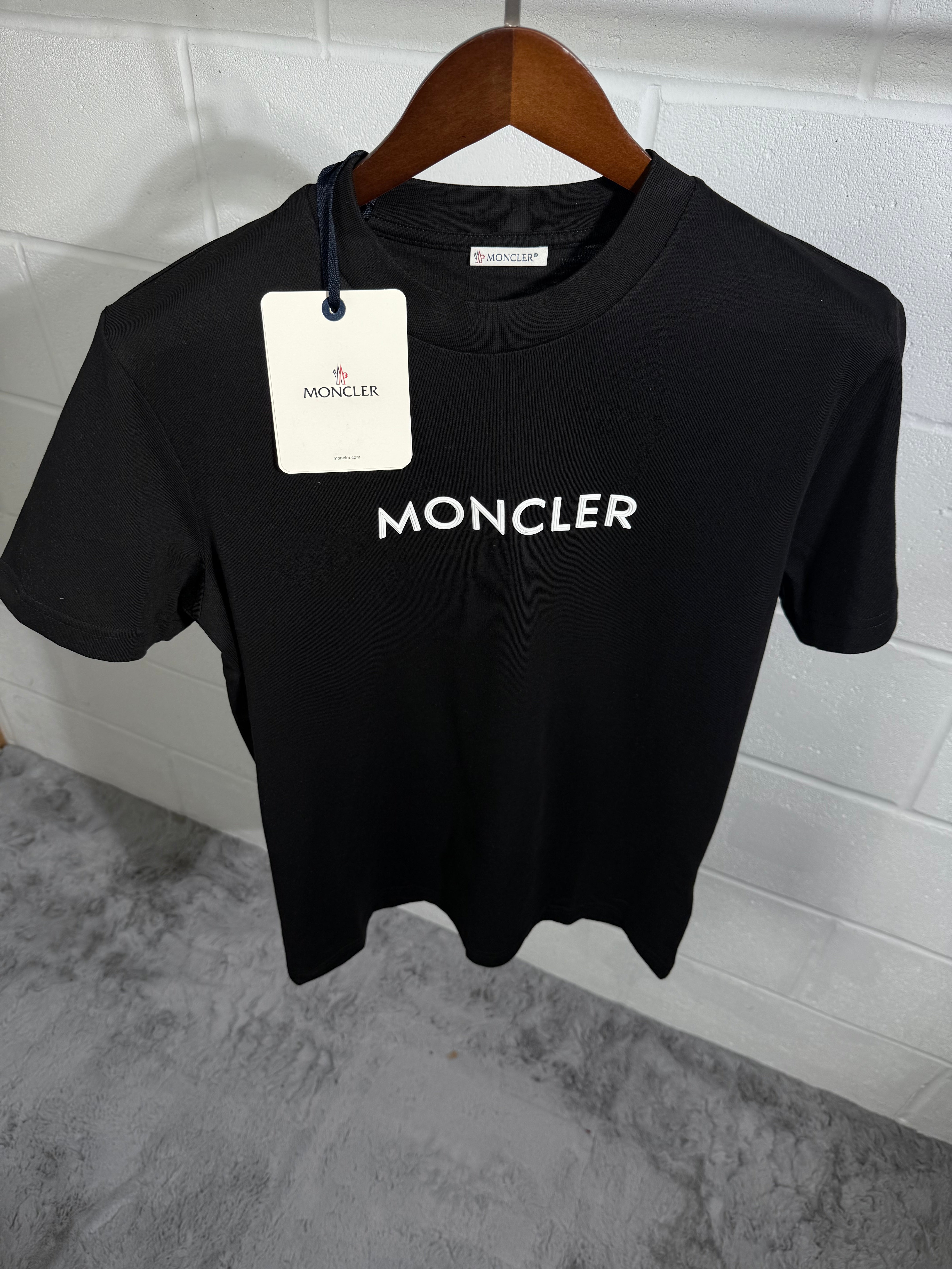 Moncler logo tee black