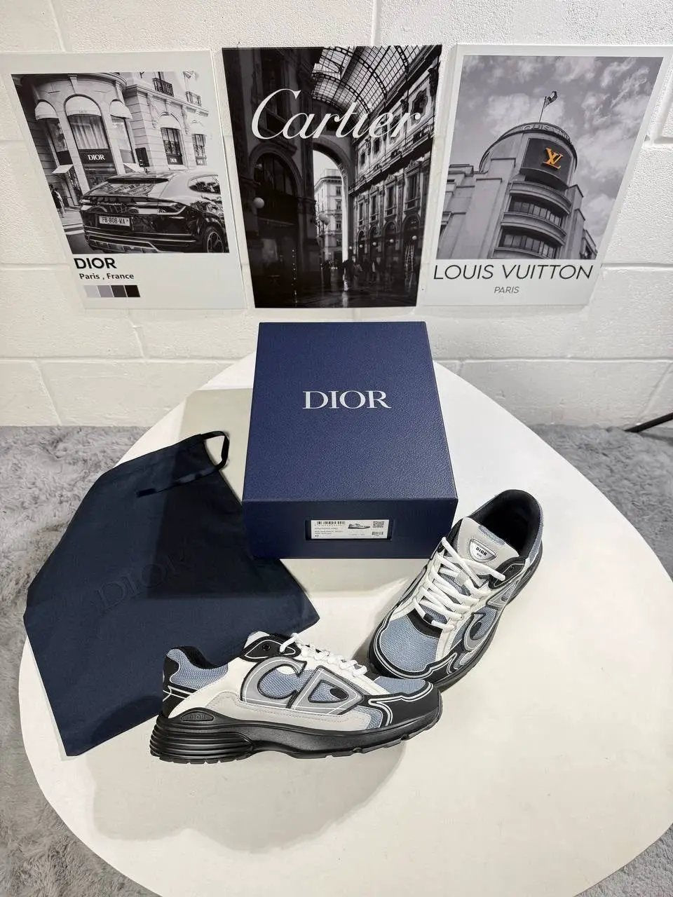 B30 GREY TRAINERS by Stock supplier