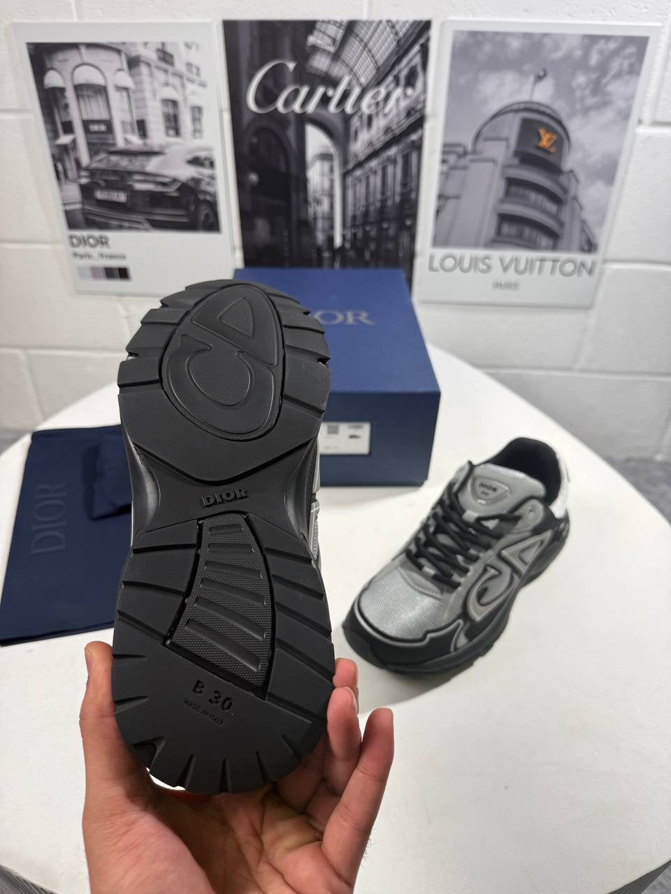 (pre-order)IOR - b30 black and grey