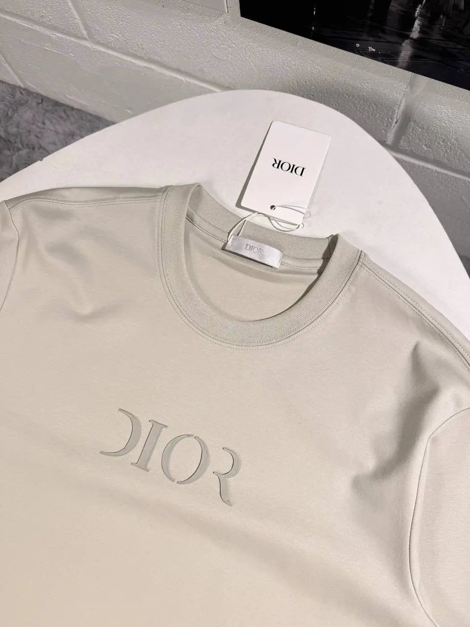 IOR lOGO TSHIRT Stock supplier