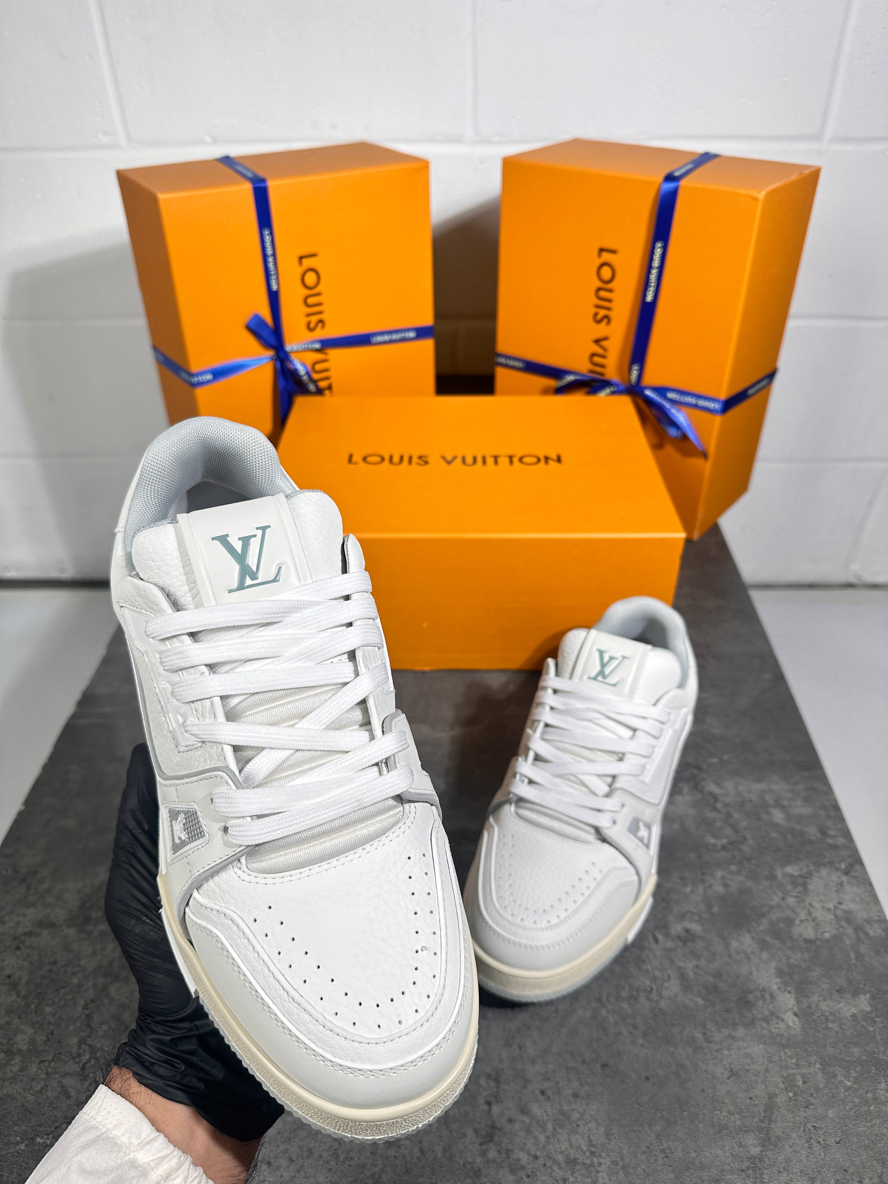 Lv full white trainers