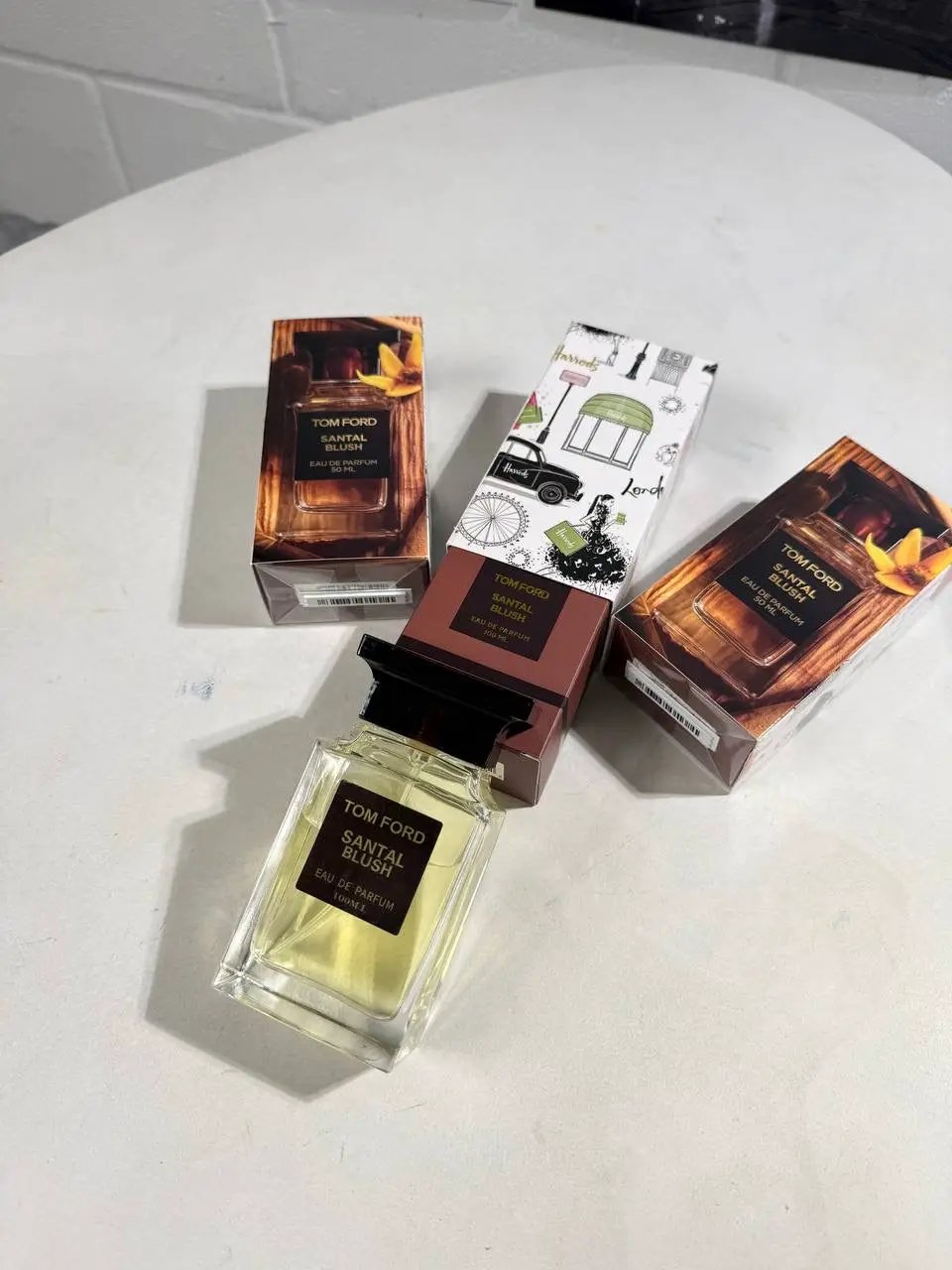 T FORD SANTAL BLUSH PERFUME by Stock supplier