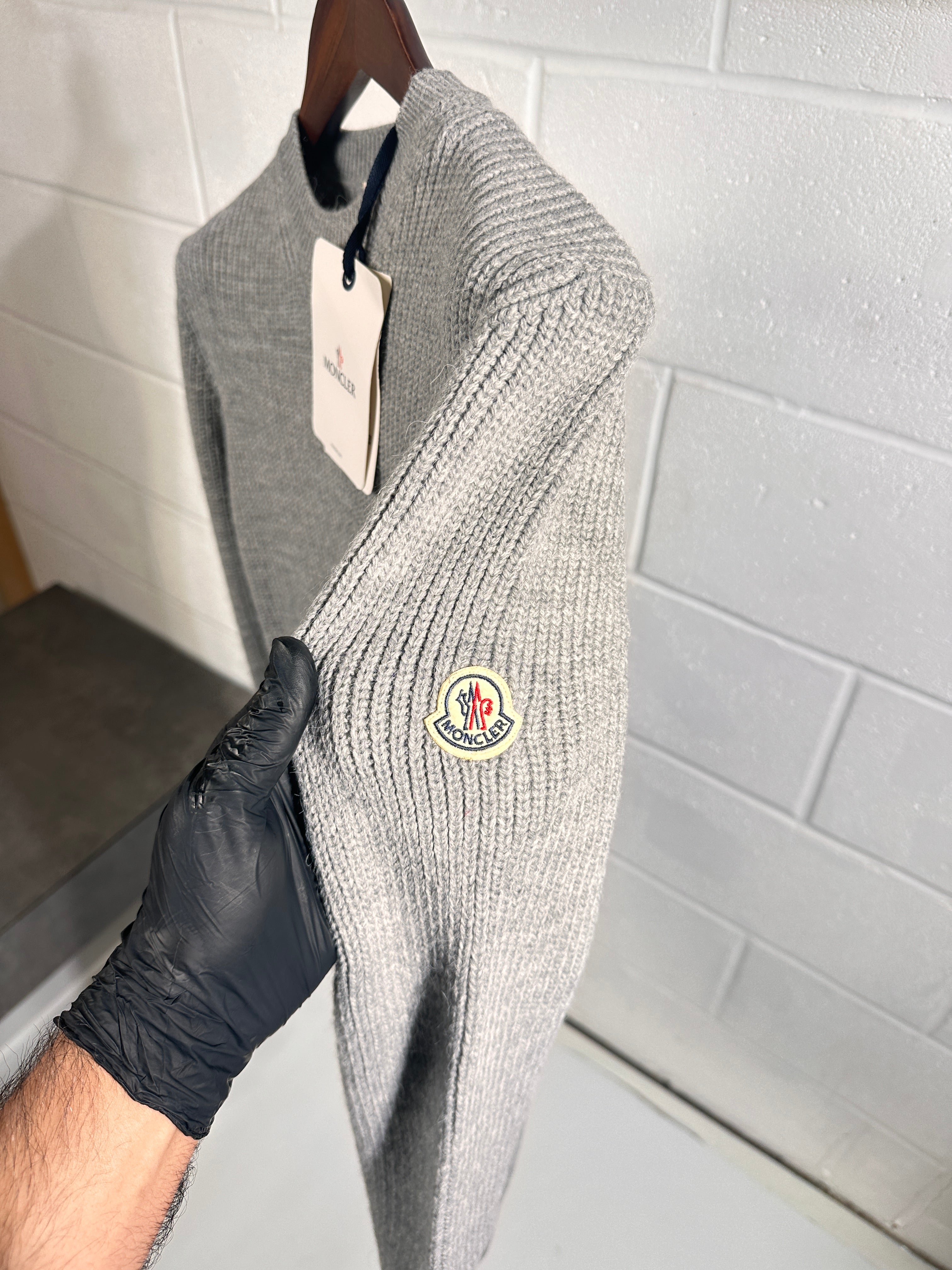 Moncler knitted sweatshirt grey