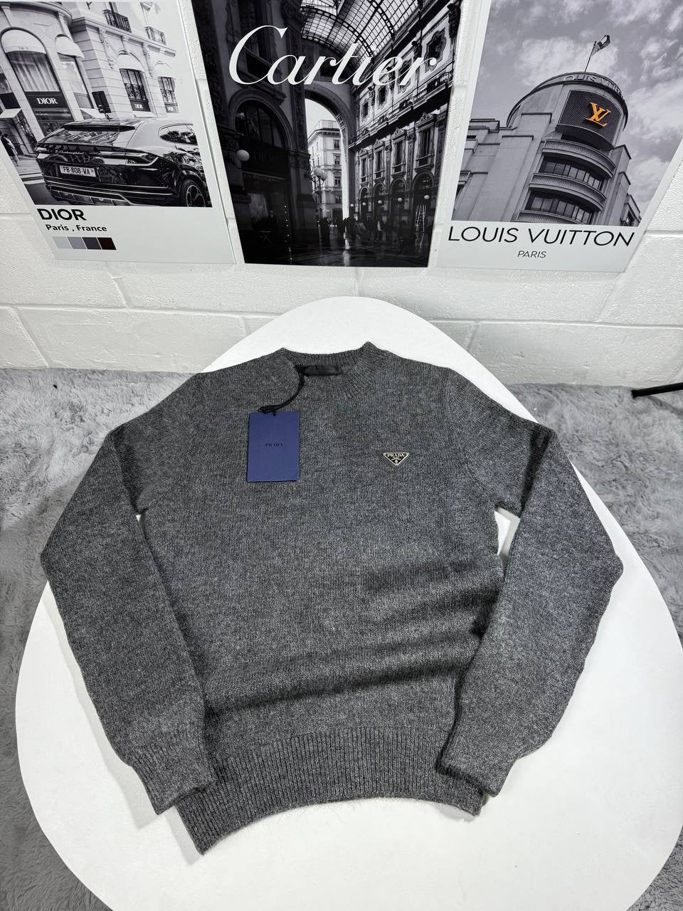 RADA CREWNECK SWEATER GREY