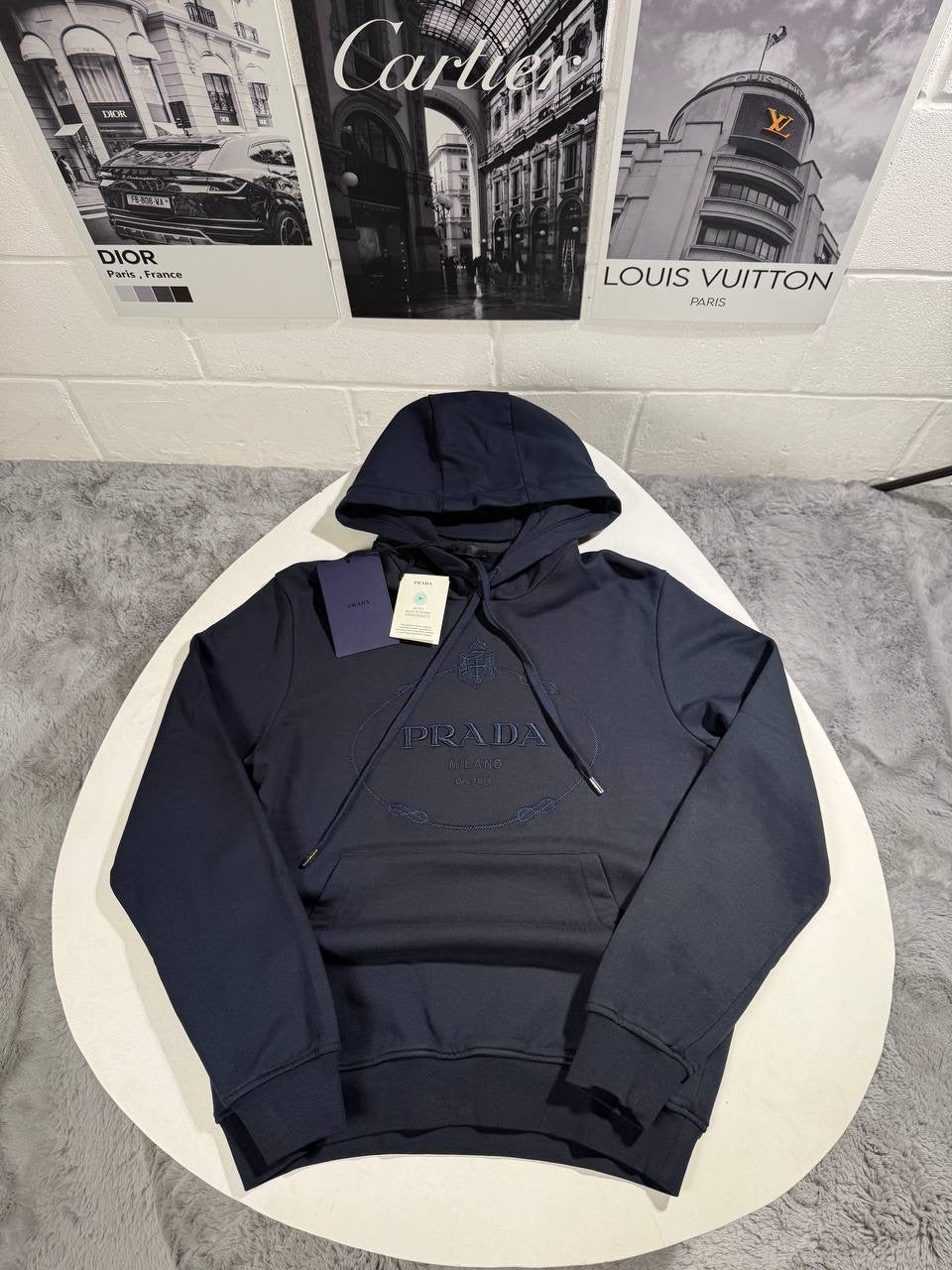 RADA EMBOSSED LOGO HOODIE