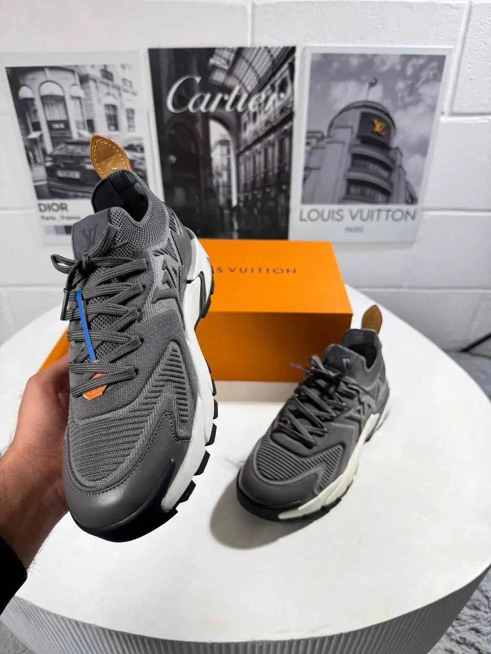 LVE TATIC TRAINERS by Stock supplier