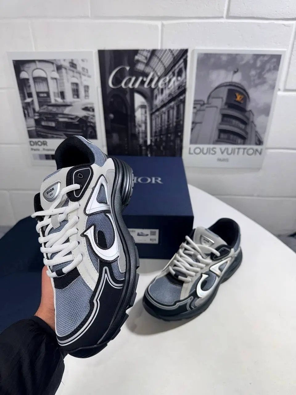 B30 GREY TRAINERS Stock supplier